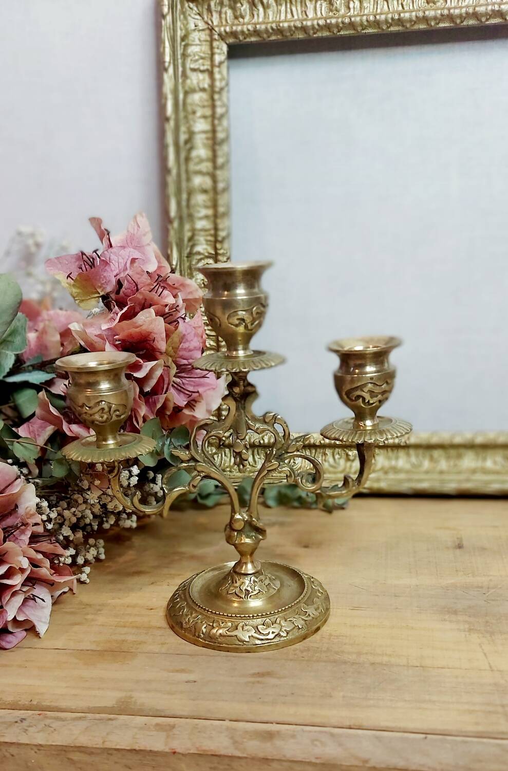 Brass candlestick / candelabra