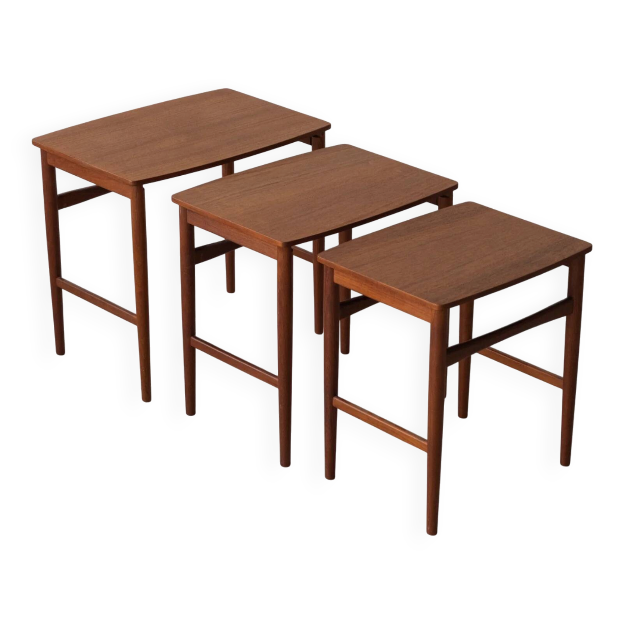 Tables gigognes en teck danois