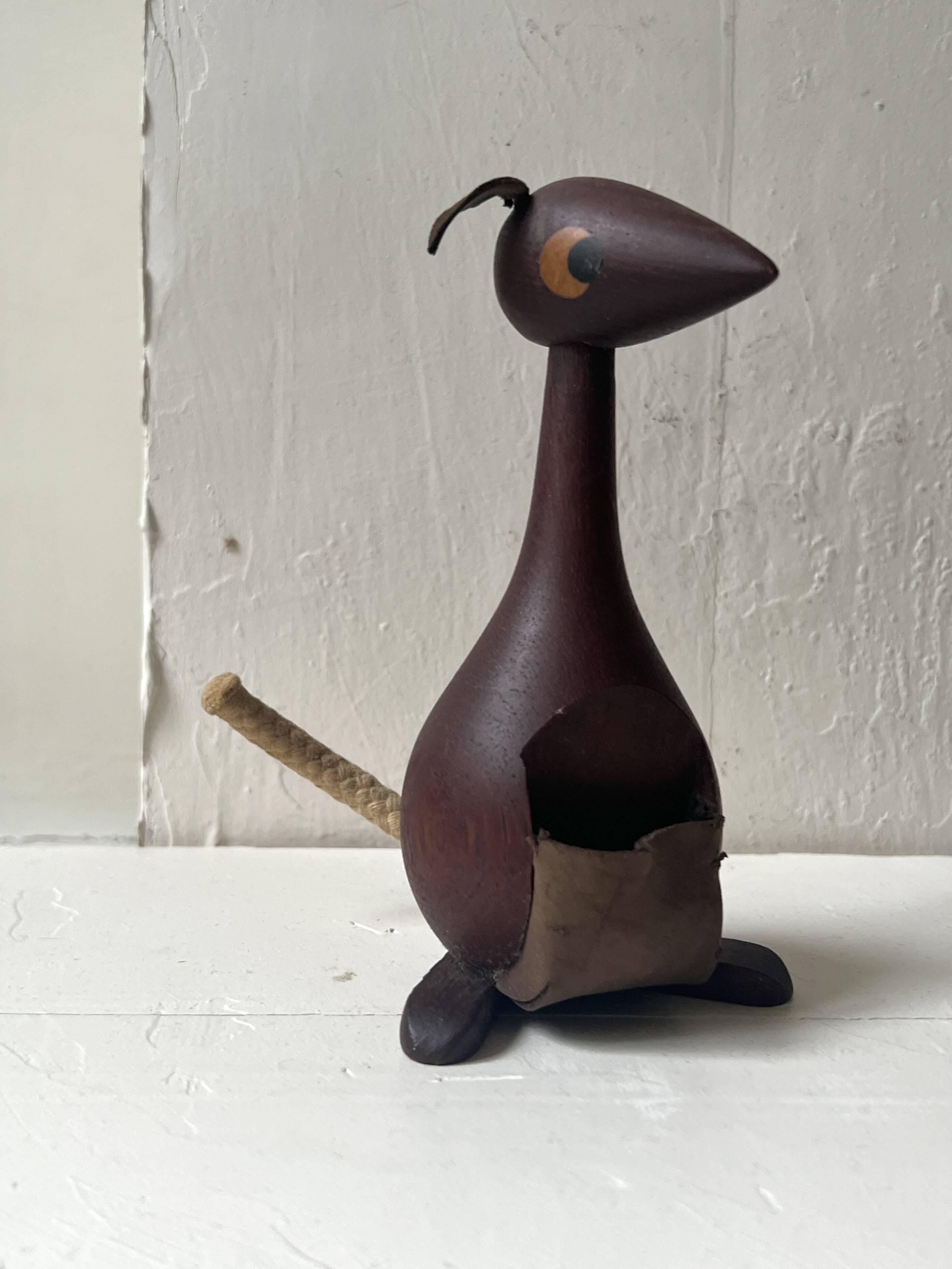 Teak wood kangaroo sculpture & genuine leather, Damemark design 1970