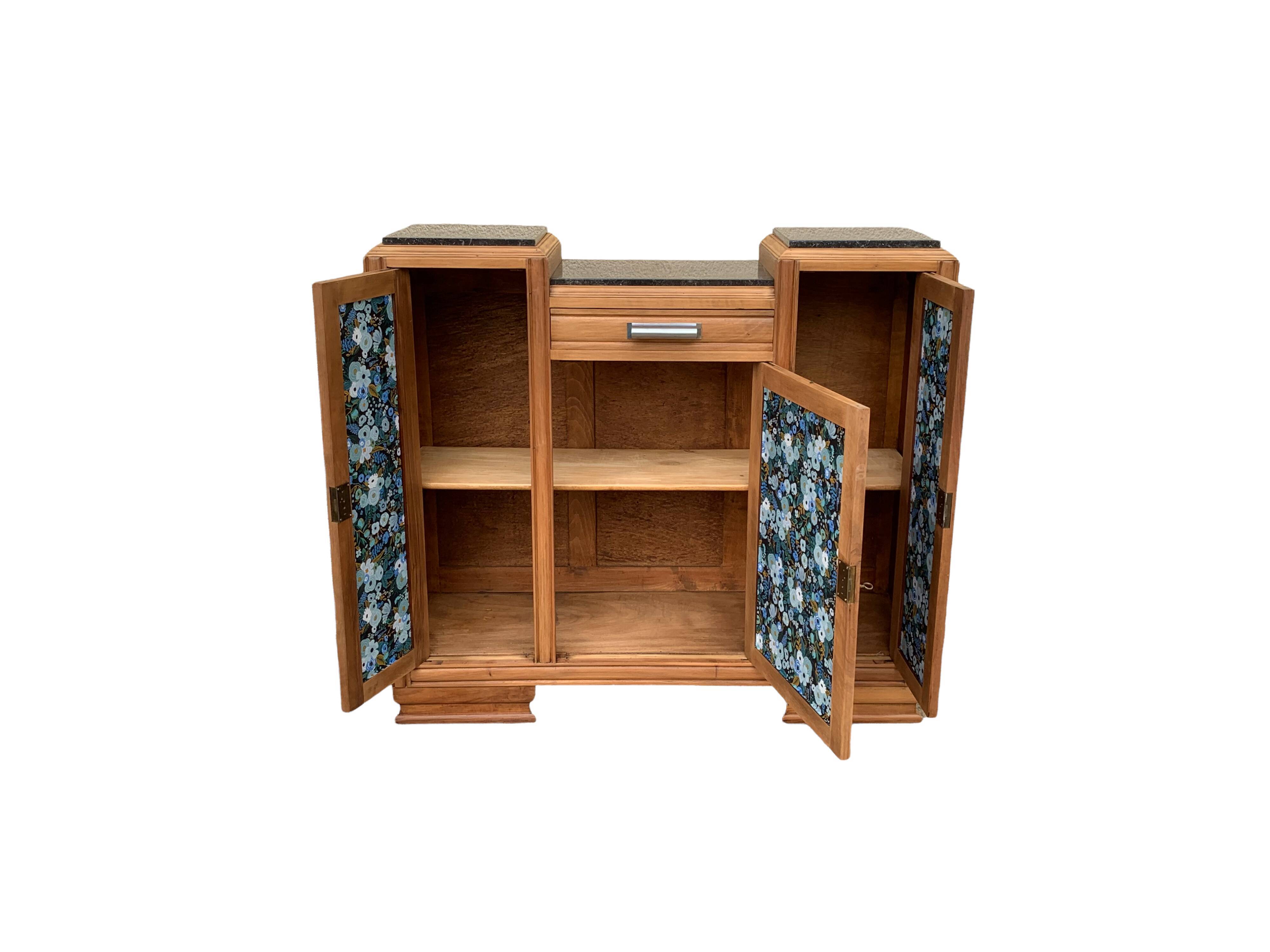 Parisian art deco buffet walnut brut massive 1920