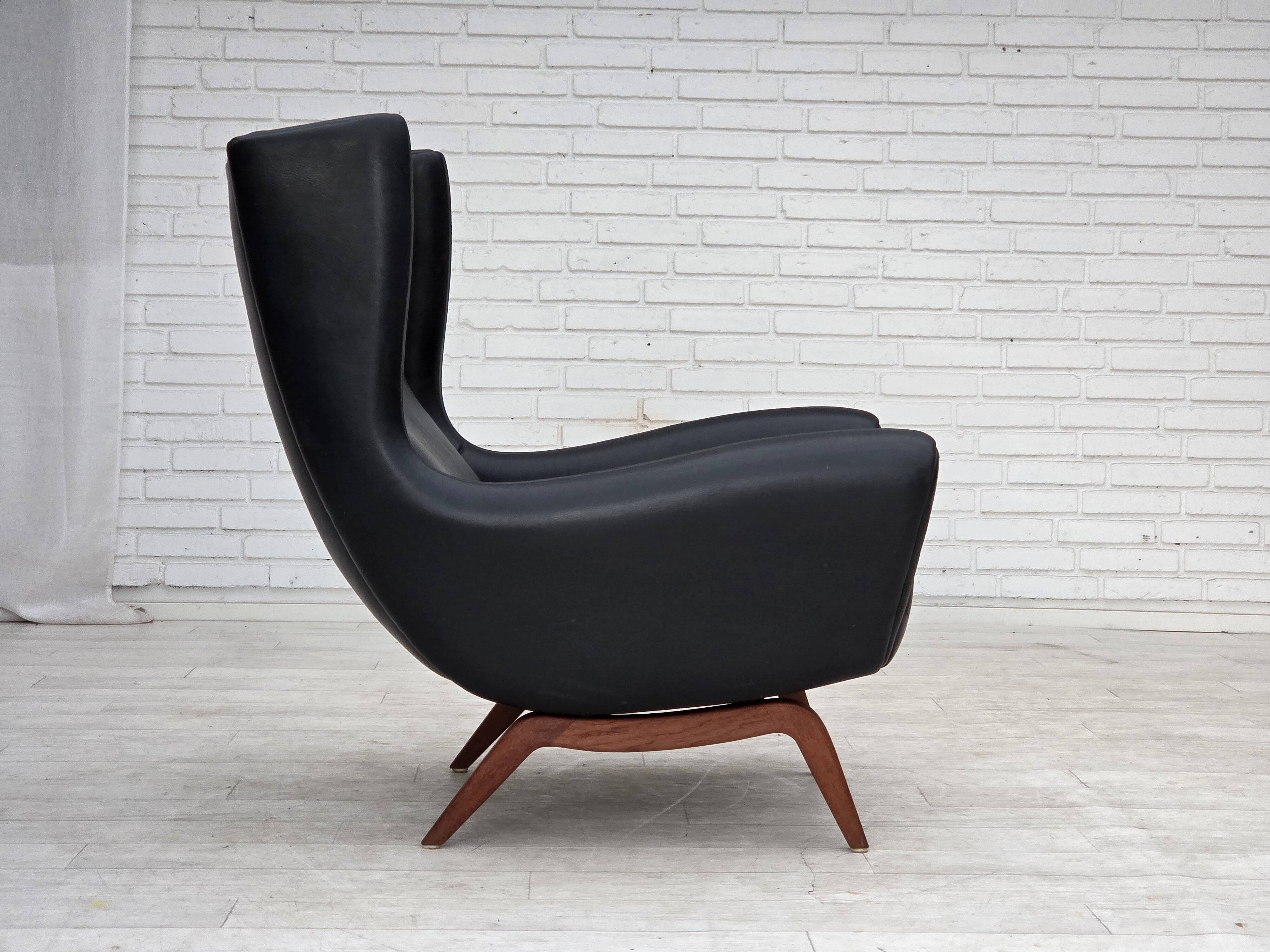 1960s, Danish design by Illum Wikkelsø, armchair, model 110, leather, teak.