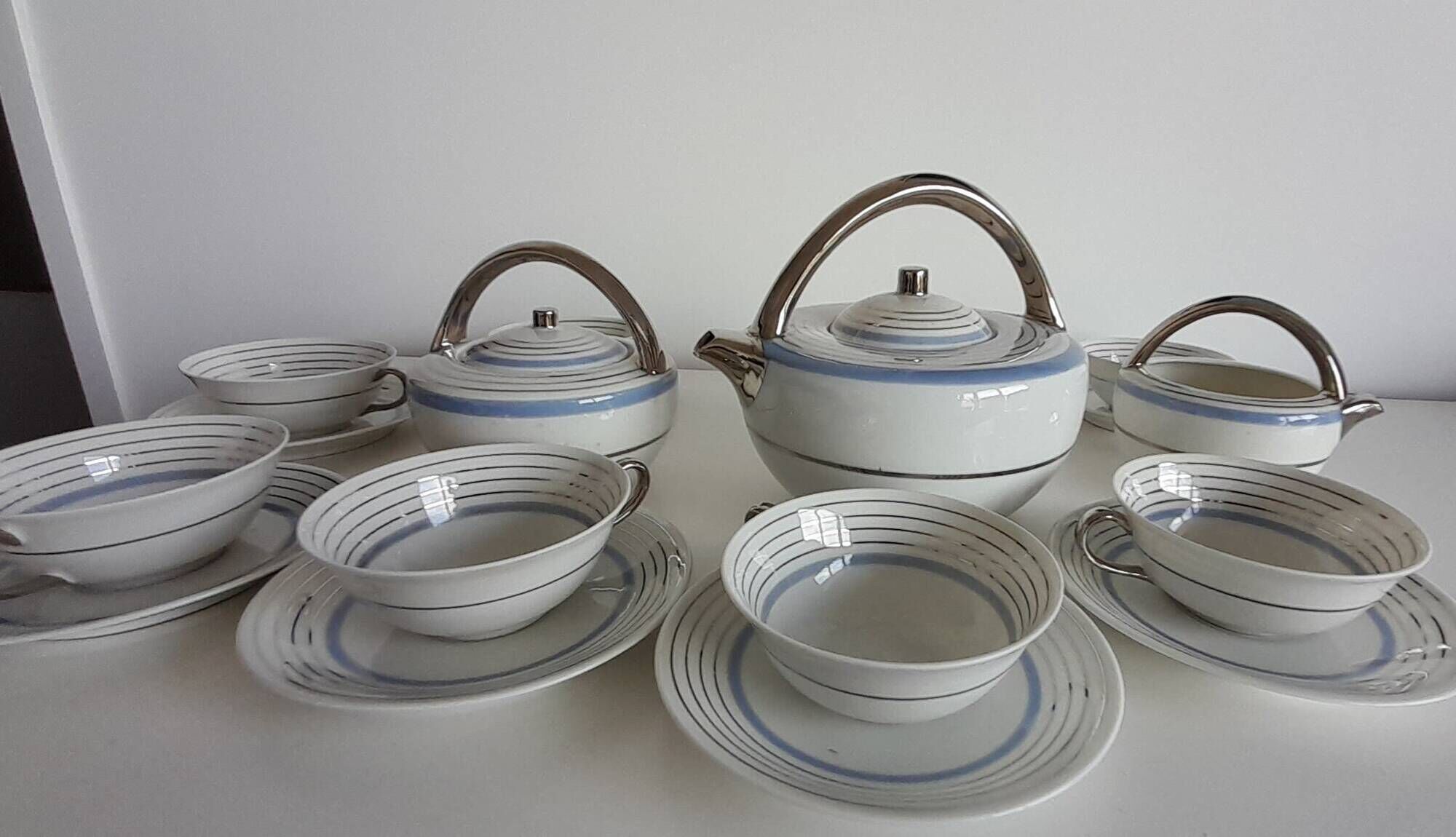 Art Deco tea and coffee service in Limoges porcelain Charles Arenfeld