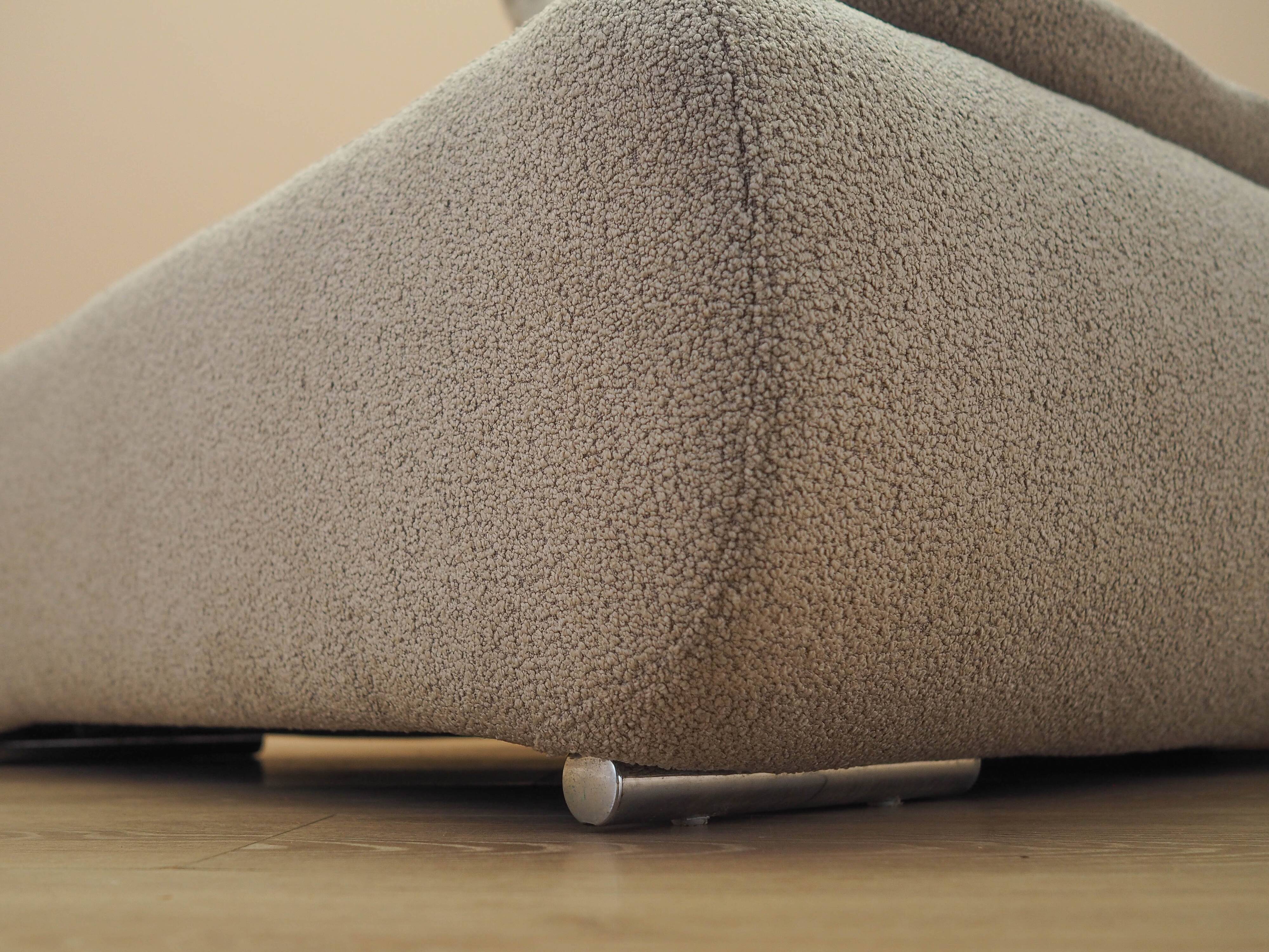 Beige sofa, Italian design, 1980s, made in Italy
