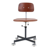 Kevi office chair by Jørgen Rasmussen / Teak / 1960s / Mid-century Danish modern design