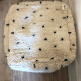 Wool pouf