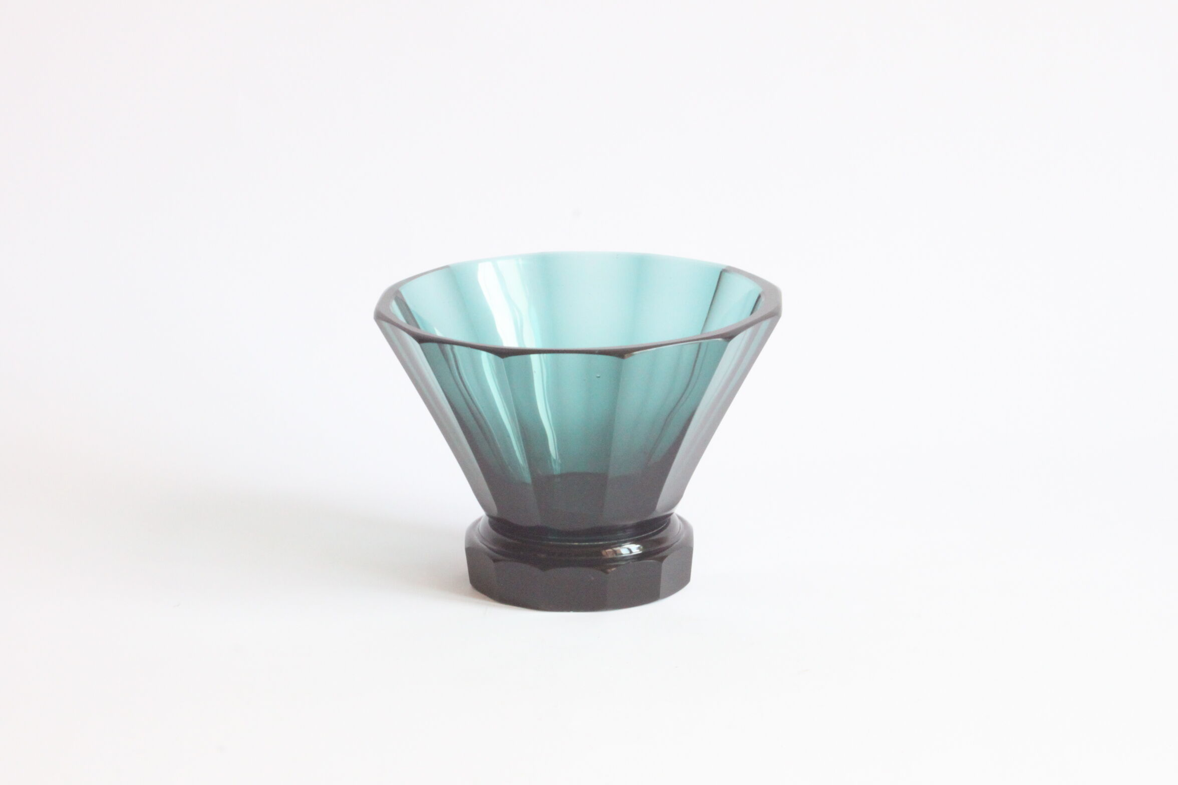 Art deco faceted bowl 1930s