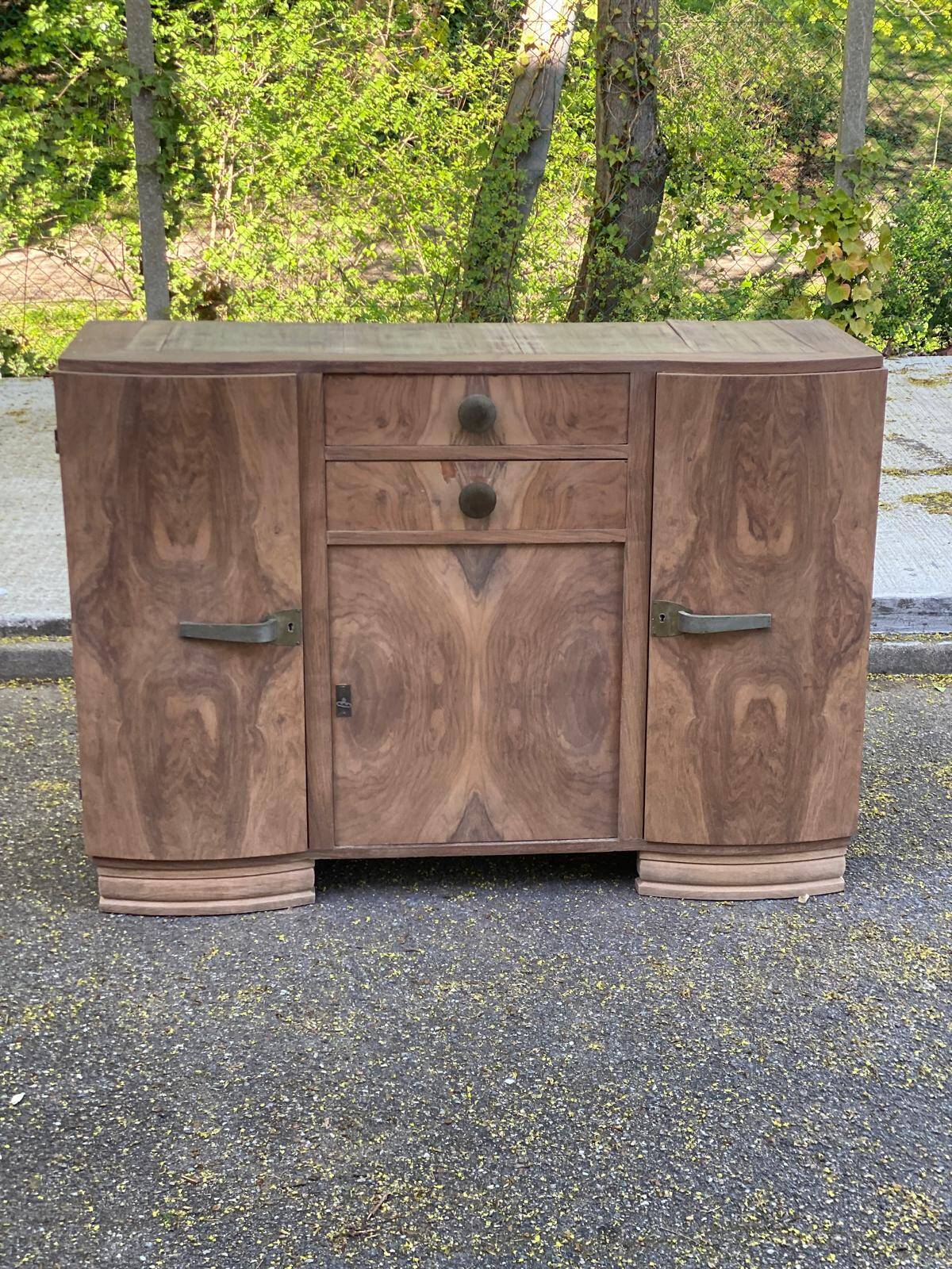 Art Deco vintage sideboard renovated in walnut burl, 1960.
