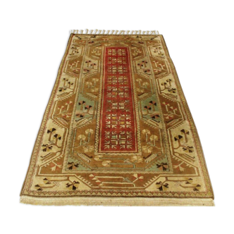 Milas Turkish rug 20th century 117x220cm