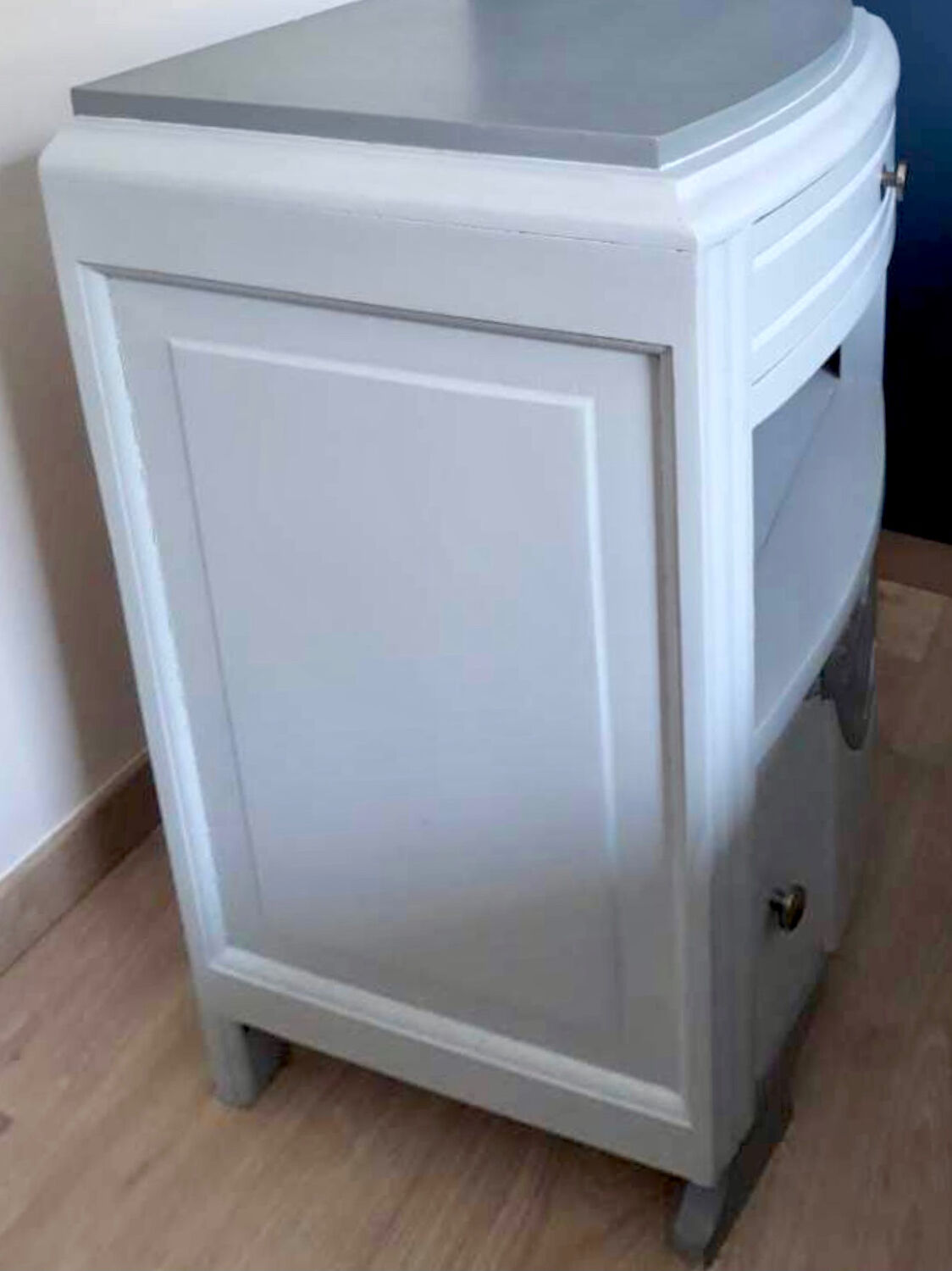 Pair of bedside tables Art Deco 1940s