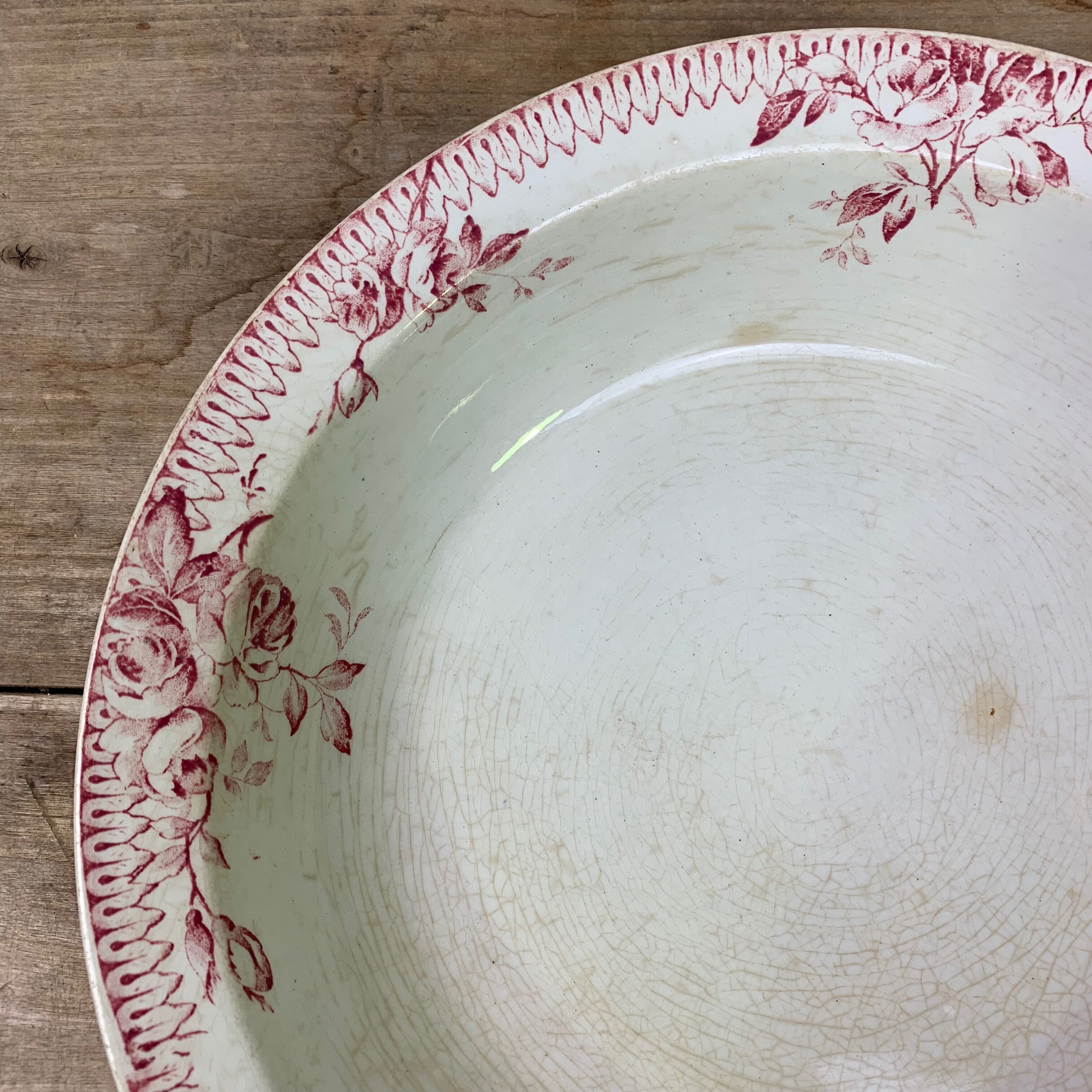 Dish porcelain Gien model Pomponnette