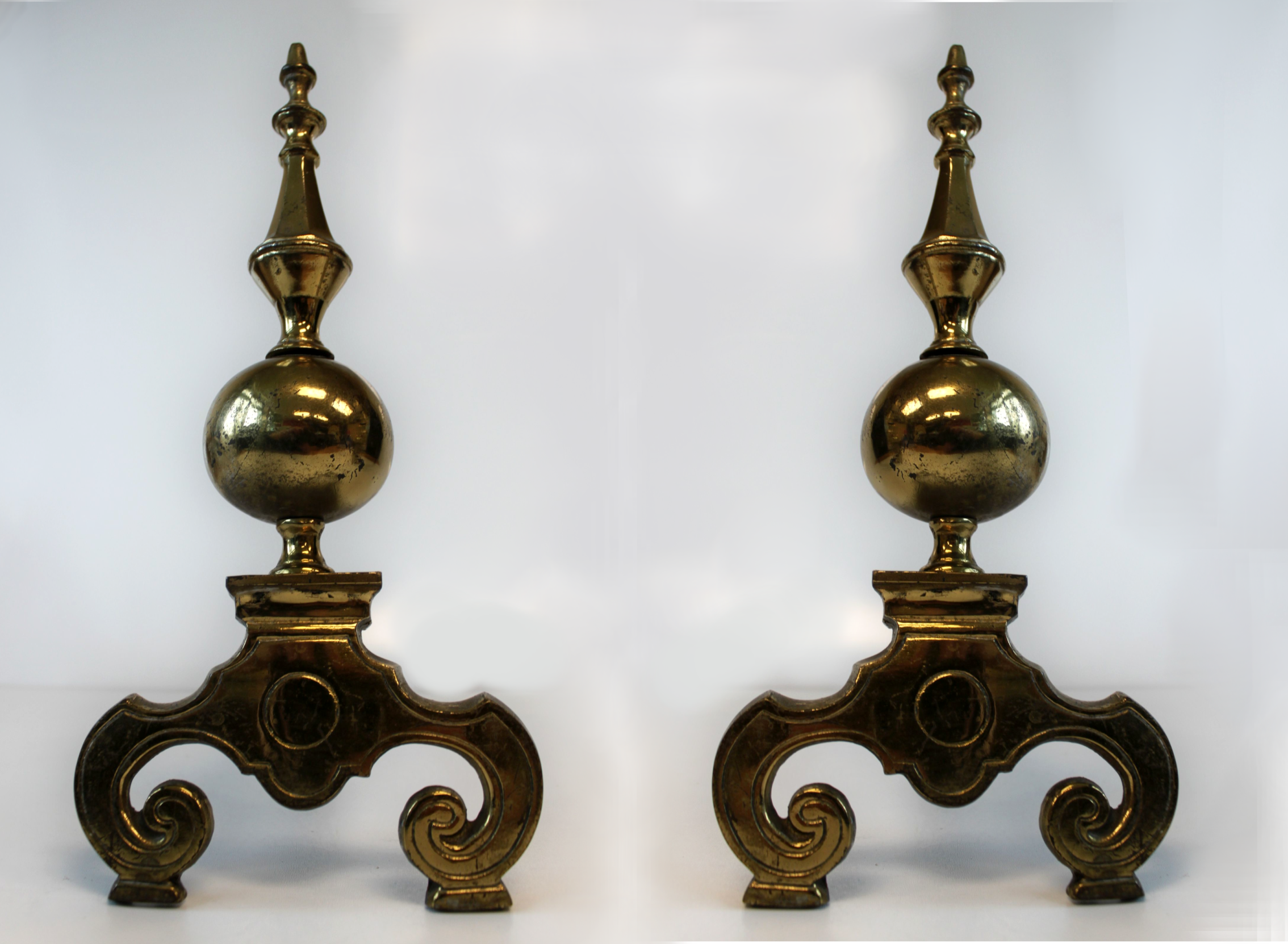 Paire de chenets en bronze, style baroque