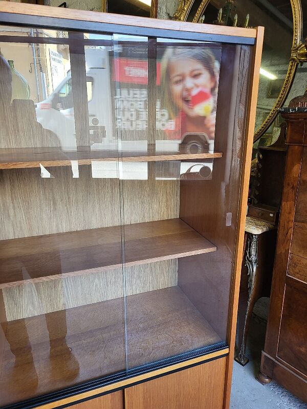 Showcase cabinet 1950/1960