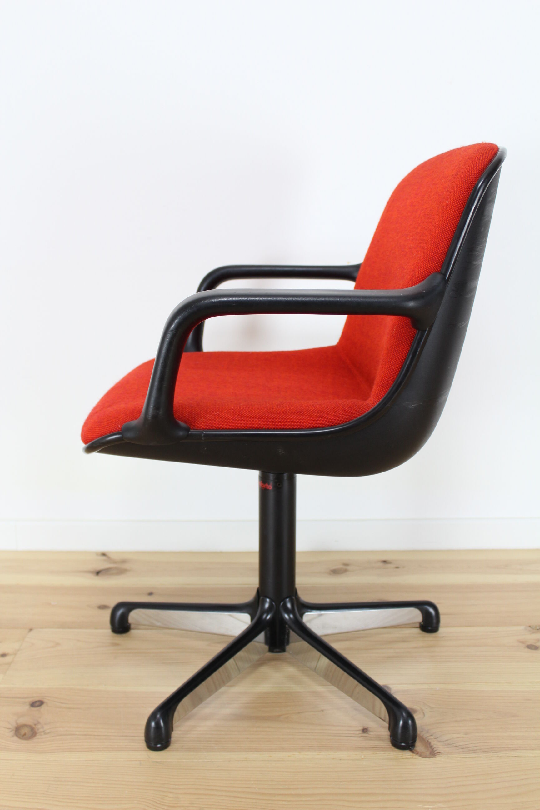 Comforto 70's Office Chair