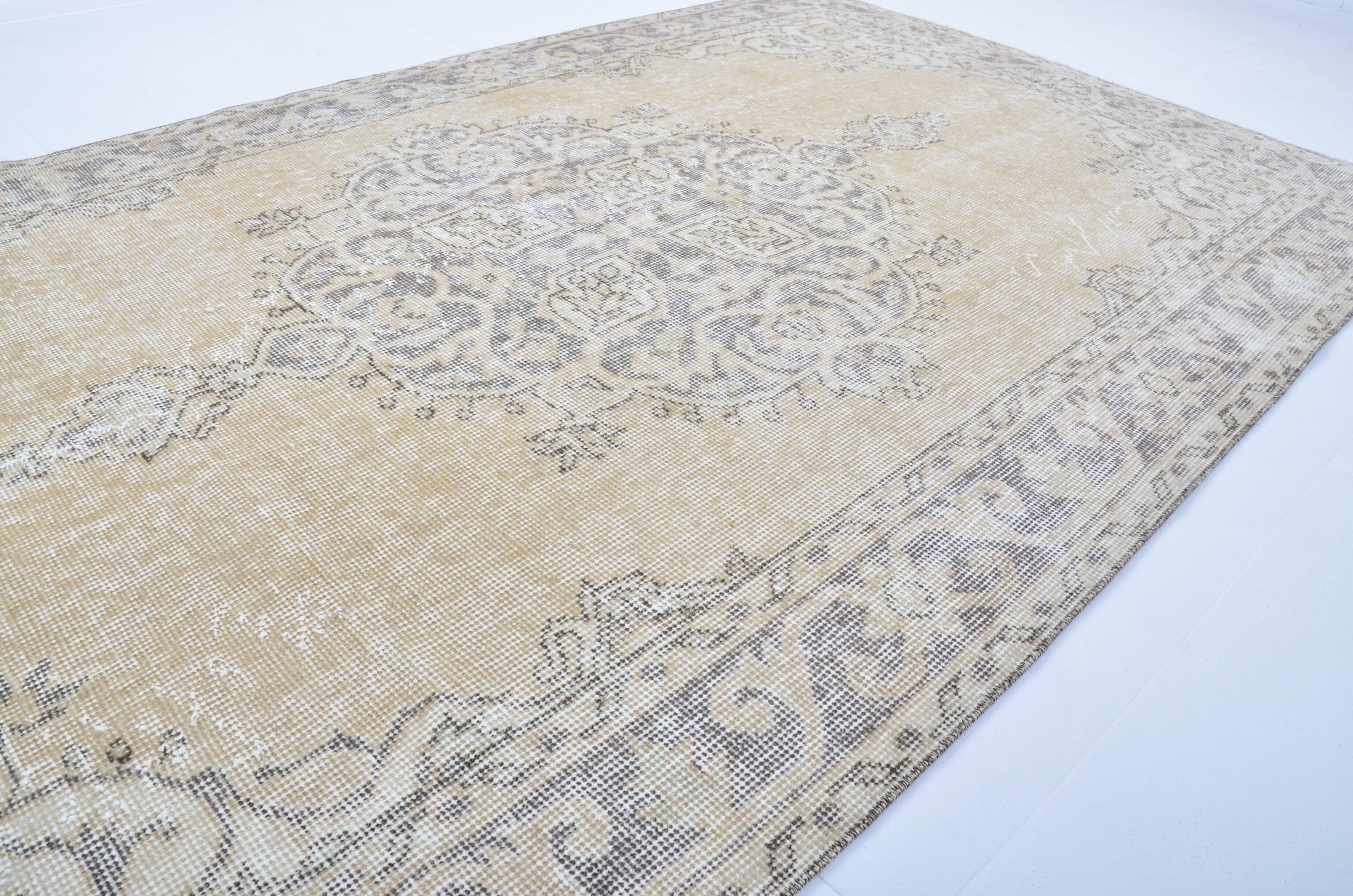 Anatolian Tribal Vintage Carpet sku 3351