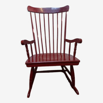 Rocking chair vintage en bois peinture bordeaux