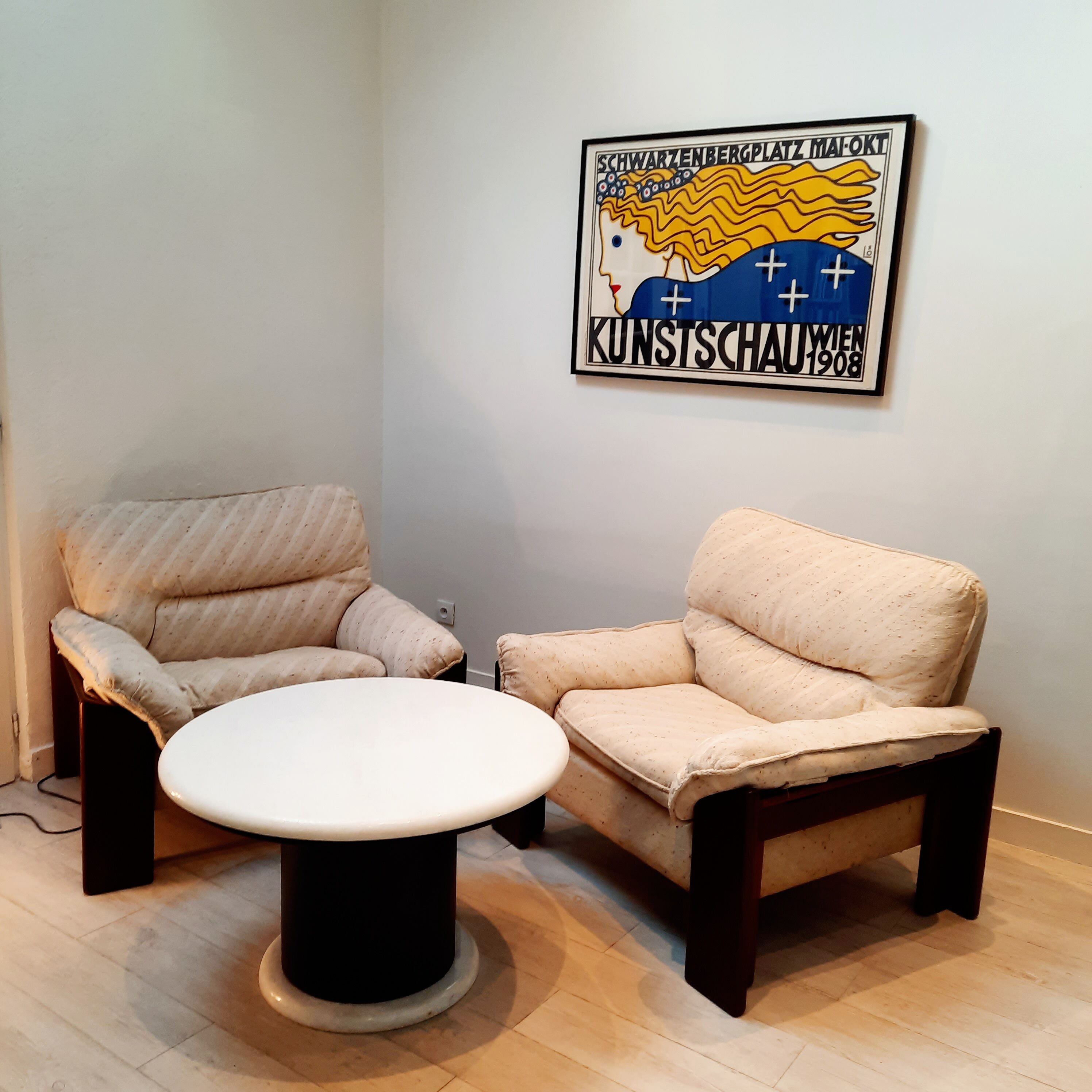 Pair of Italian armchair in Walnut 1970