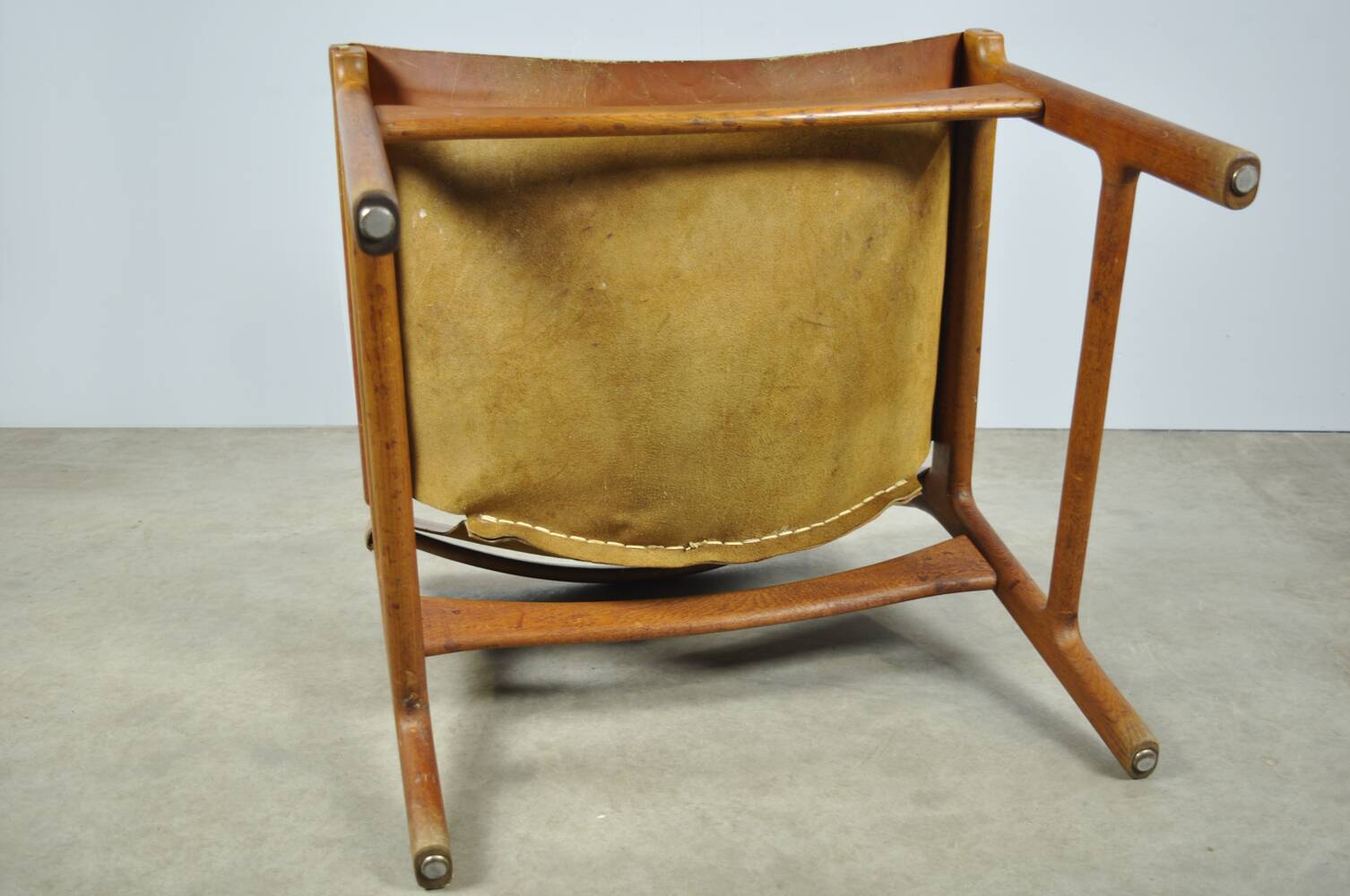 A/S MIKAEL LAURSEN / vintage leather armchair / Illum Wikkelsø / Denmark 1960s