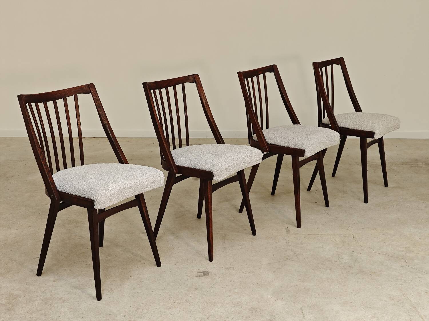 Set of 4 grey bouclette chairs by Antonin Suman