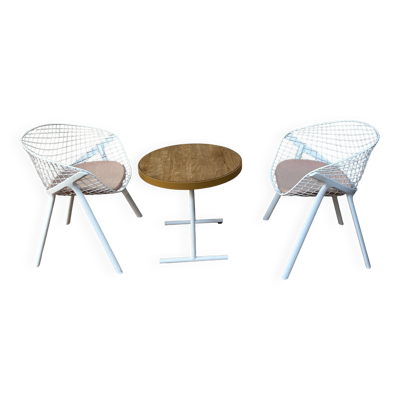 Paire de chaises kobi by alias + table d’appoint boma by kettal