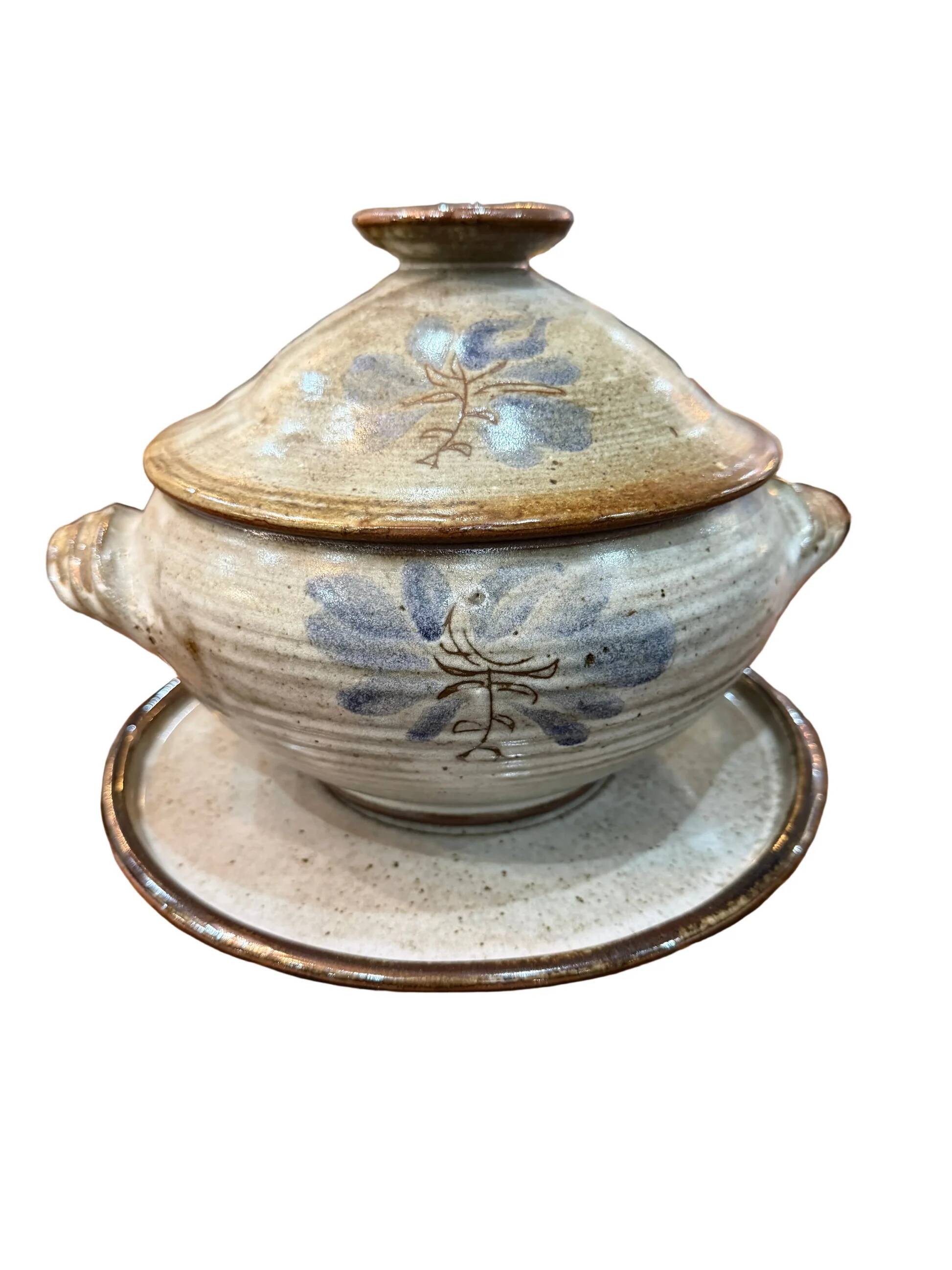 Glazed stoneware soup tureen with lid and plate – French workshop – 20th century