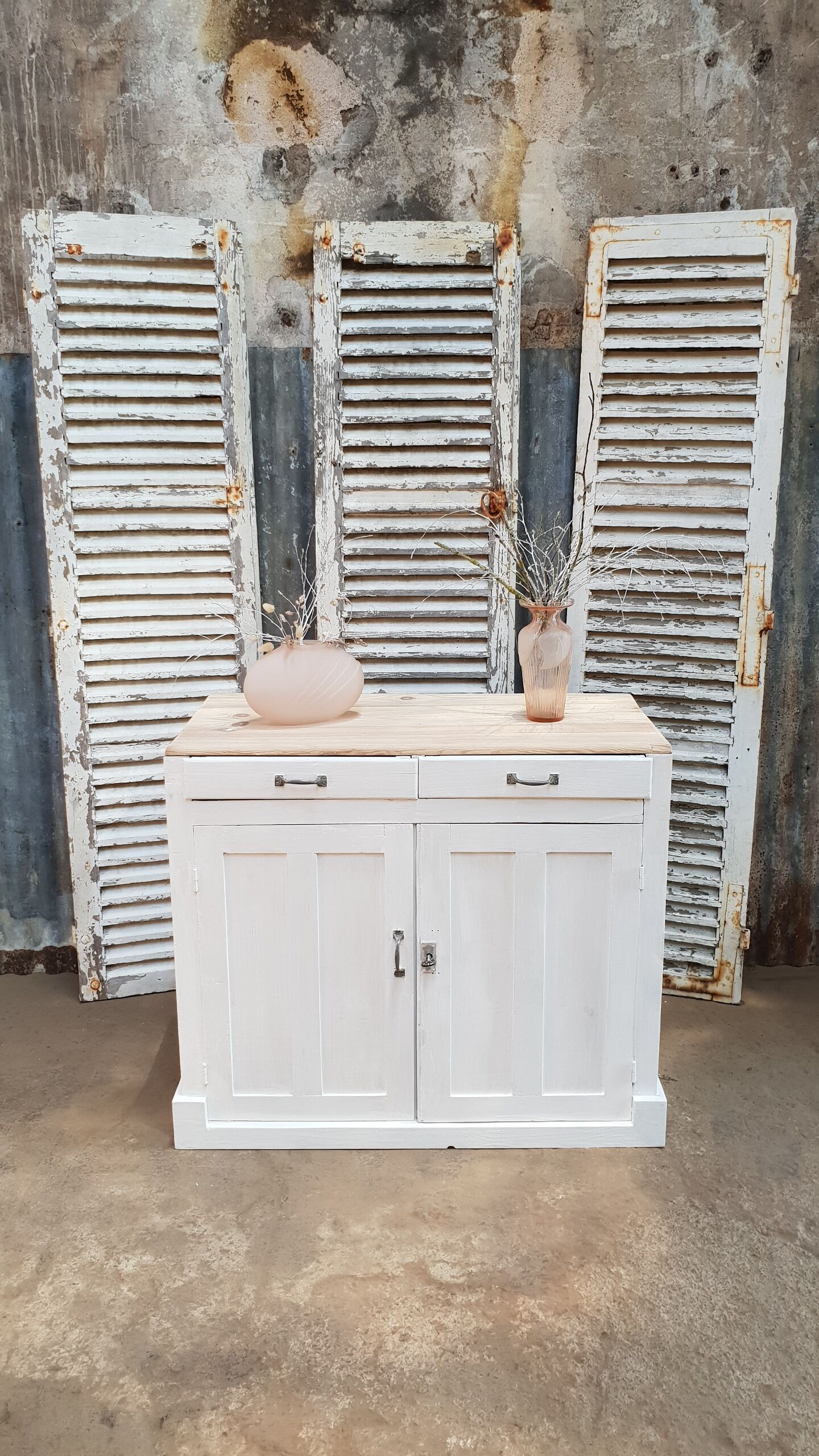 Buffet parisien vintage