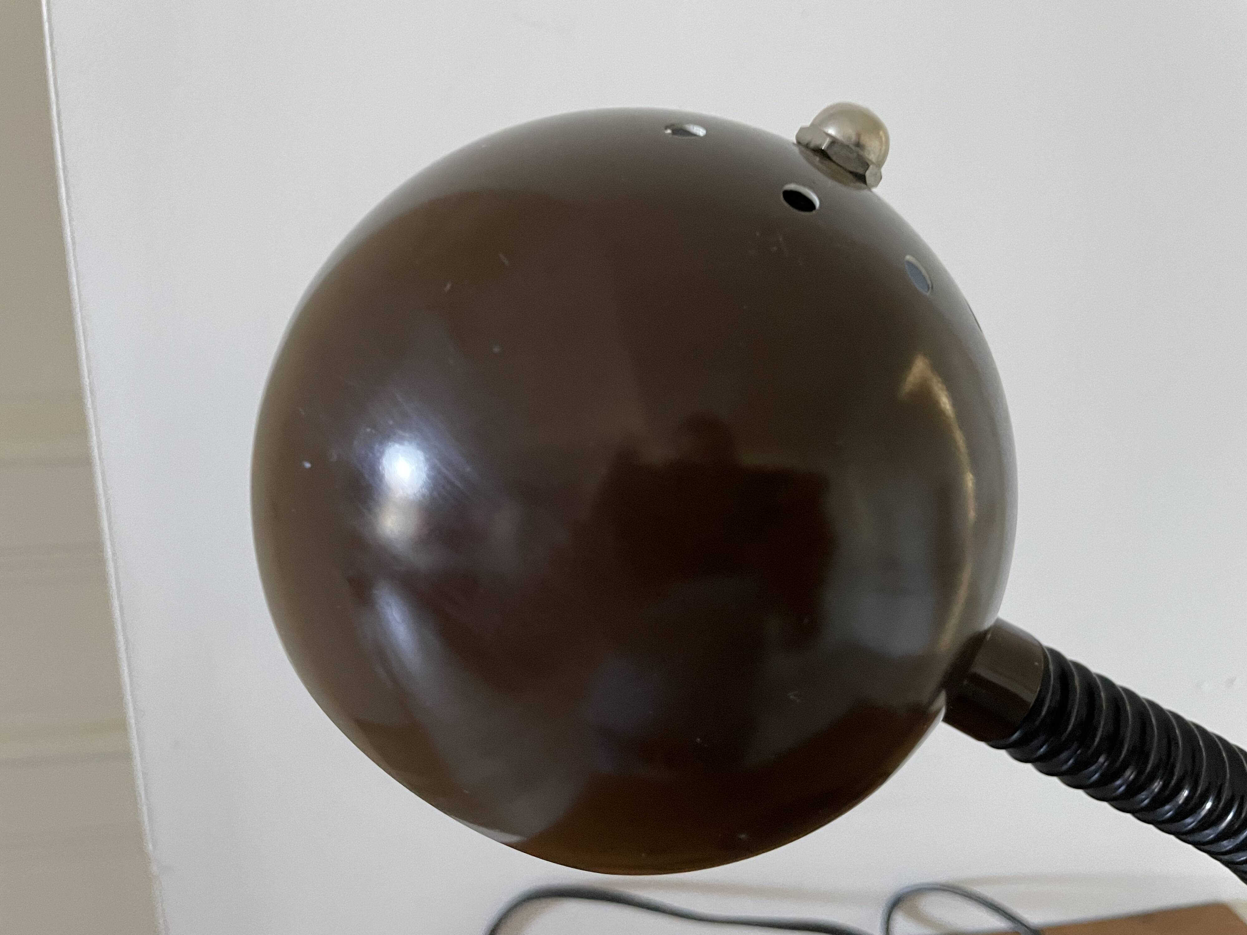 Veneta Lumi eyeball lamp