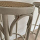 Lot de deux tabourets bistrot vintage canné blanc