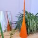 Lampadaire orange sablier postmoderne 1980