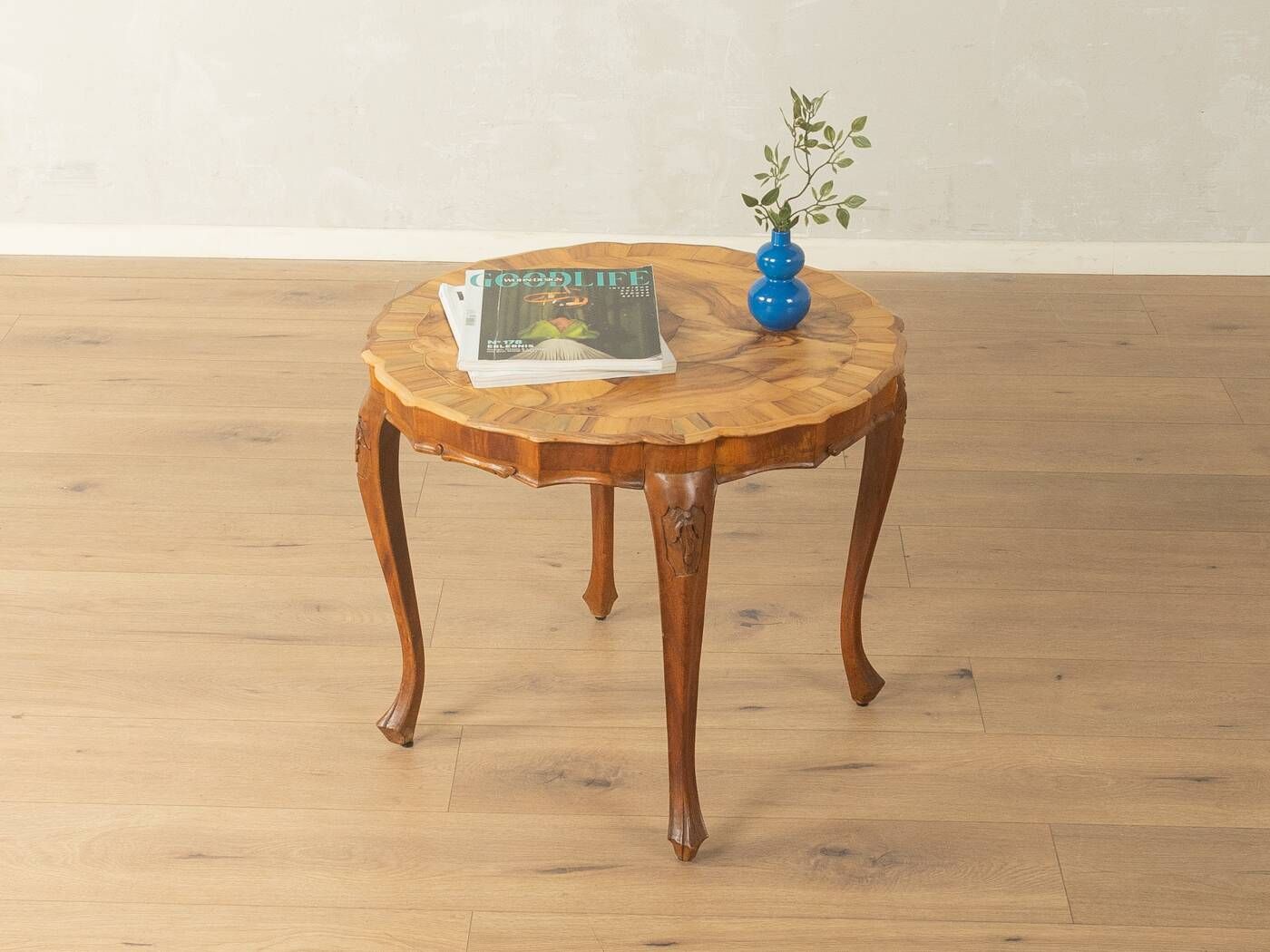 Table d'appoint baroque datant d'environ 1790