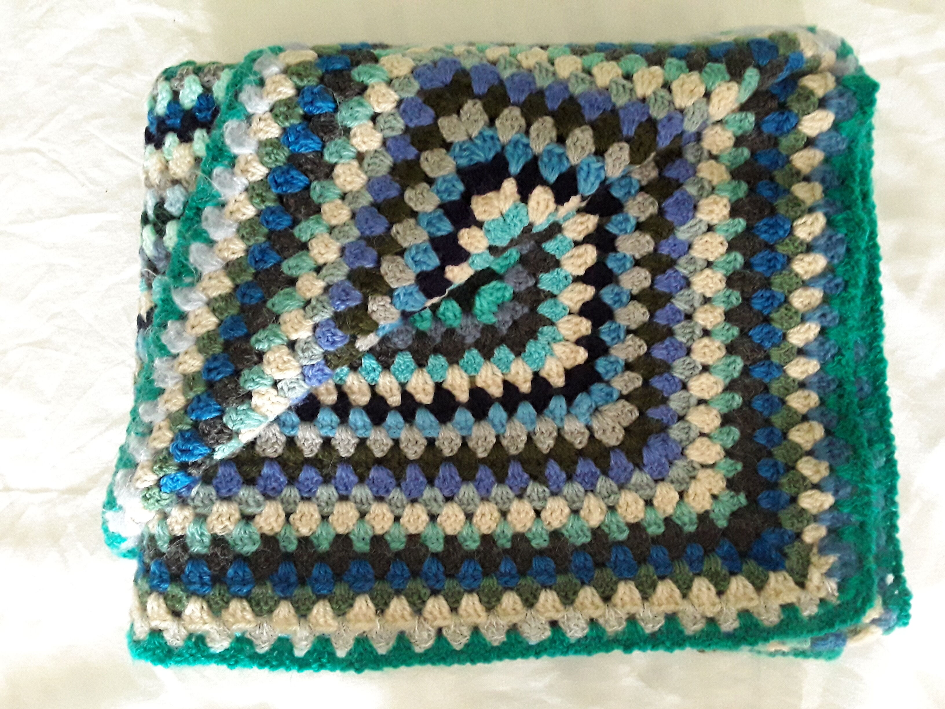 Vintage crochet plaid