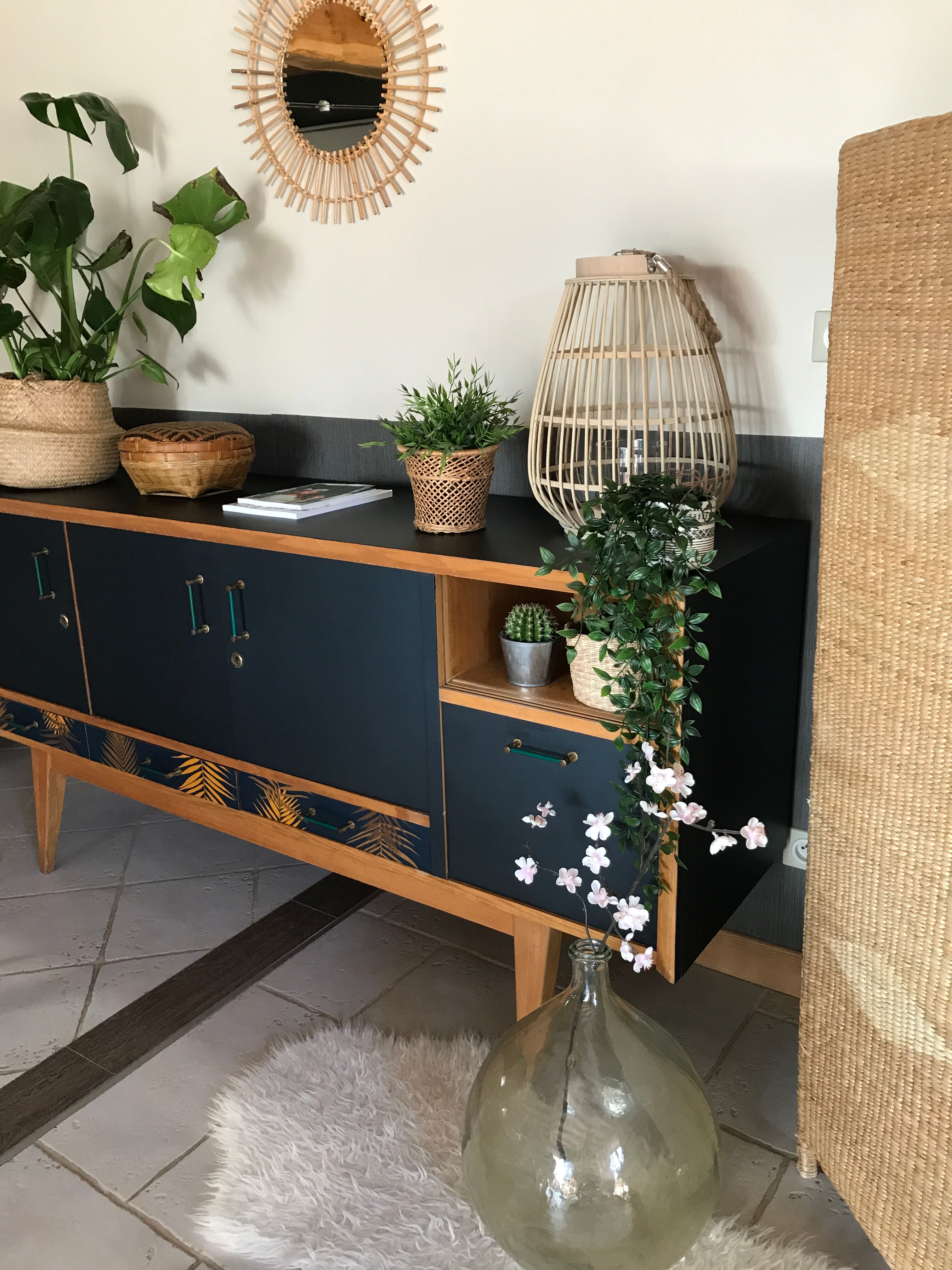 Vintage 60s enfilade