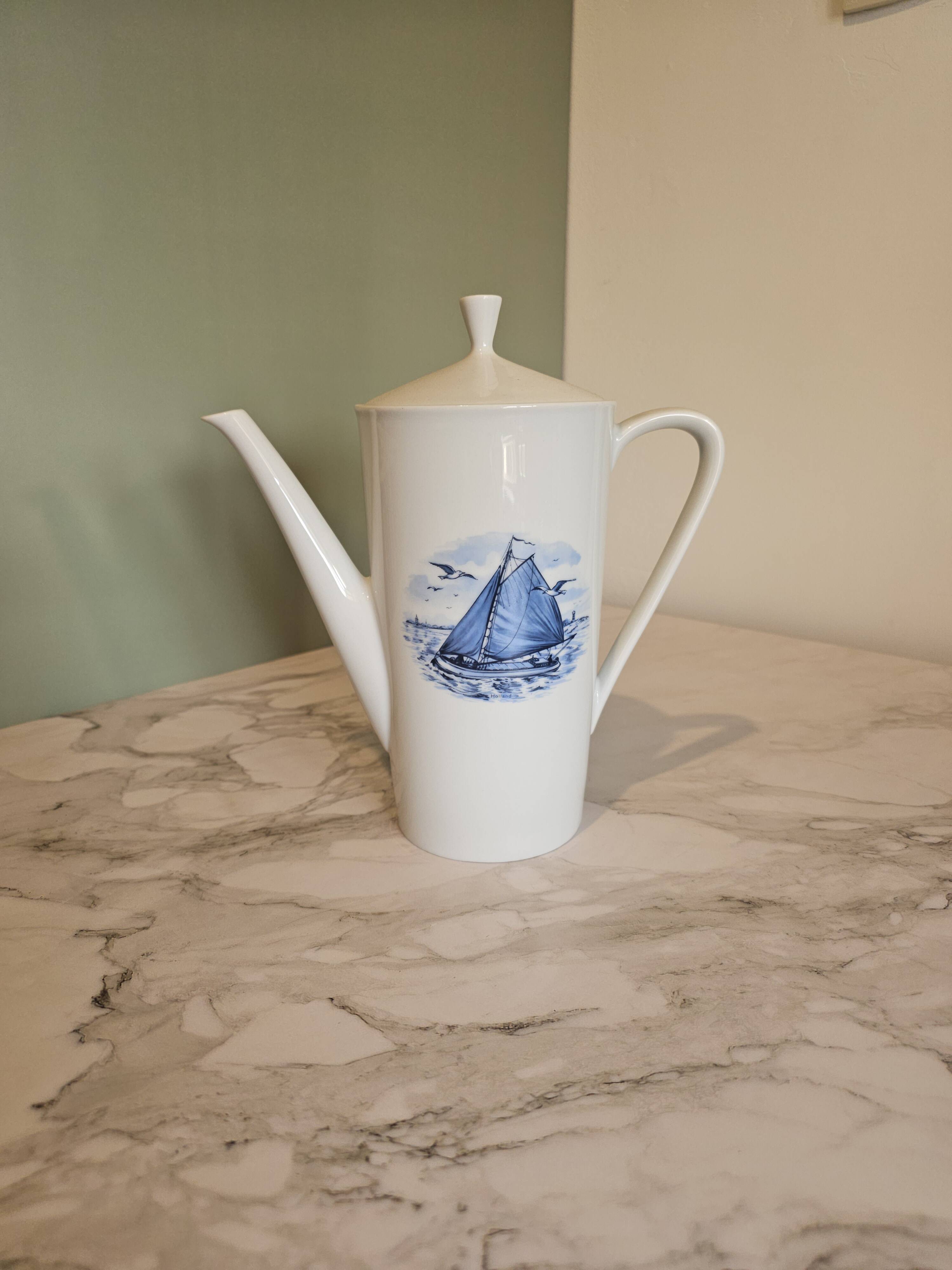 Porcelain coffee pot Seltmann Weiden