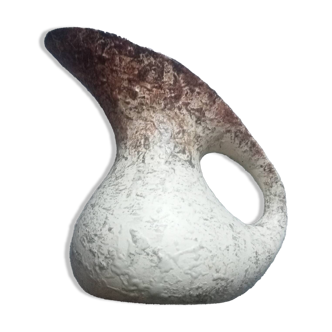 Pitcher
