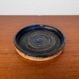 Mid-century modern Danish studio pottery bowl by Tue Poulsen for Tue Keramik, 1960s.