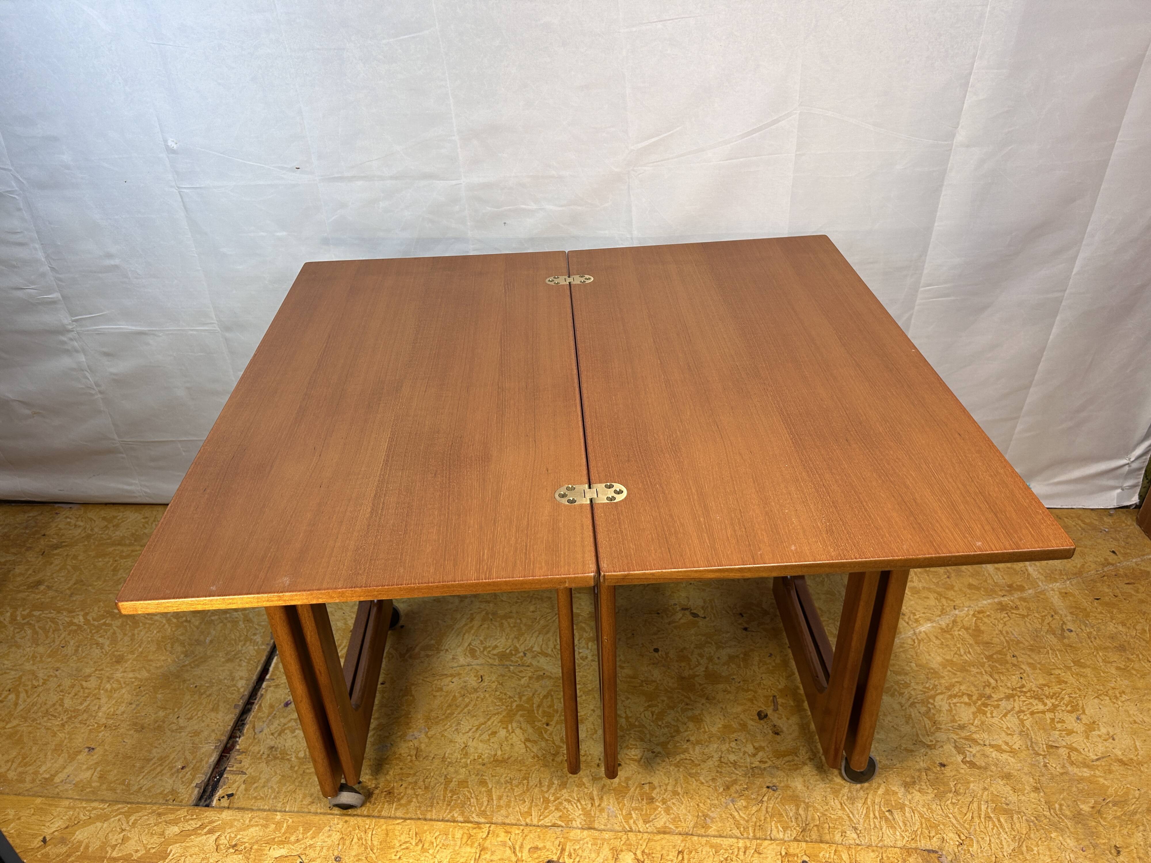 Retro vintage mid-century teak coffee table, 1960s. Tristor Danish Design