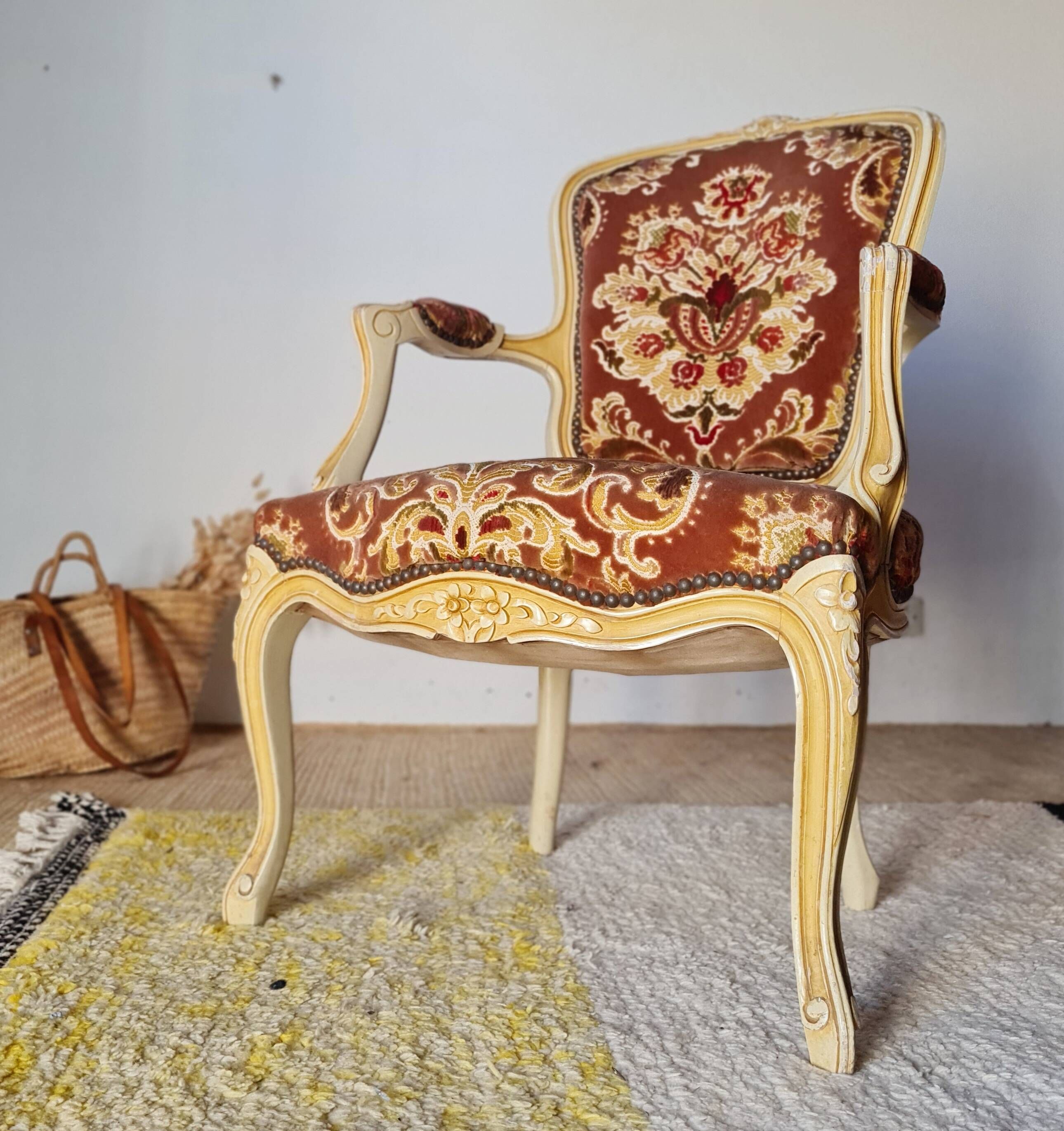 Louis XV style cabriolet armchair - floral velvet seat