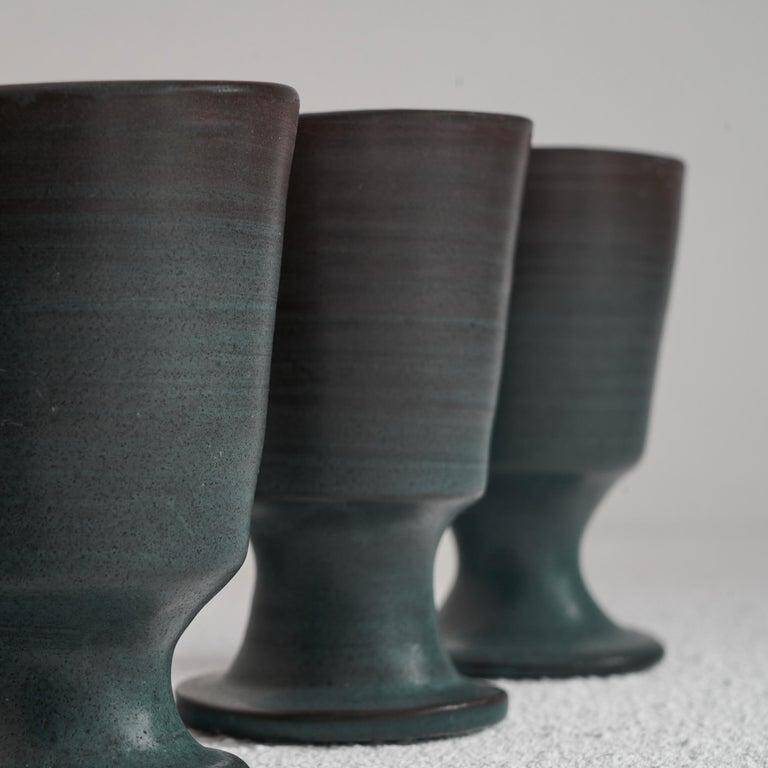 Set von 4 holländischen Mid Century Studio Pottery Bechern