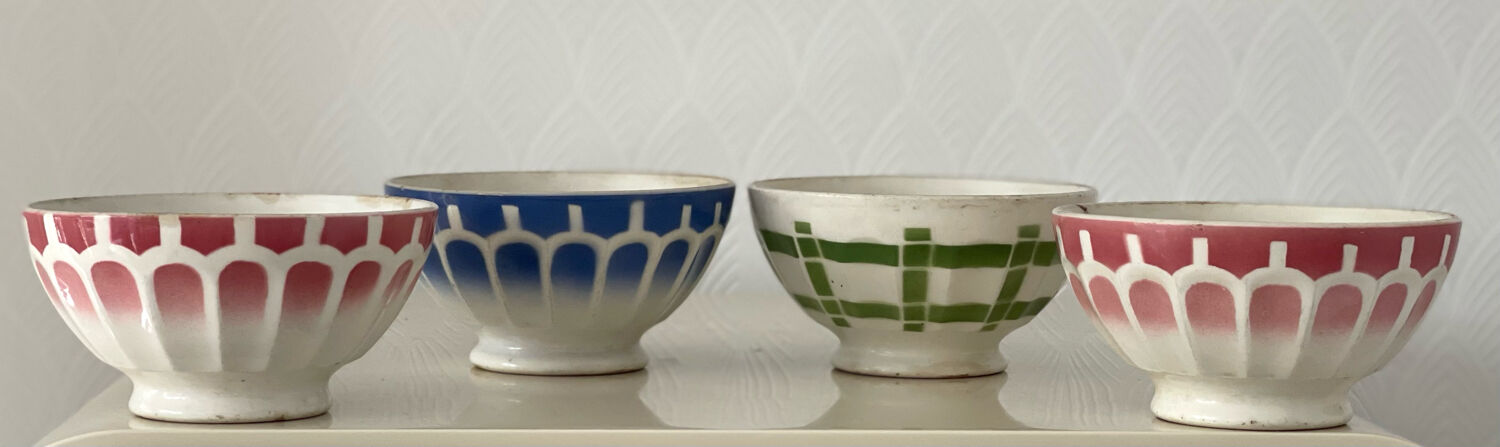 4 old bowls