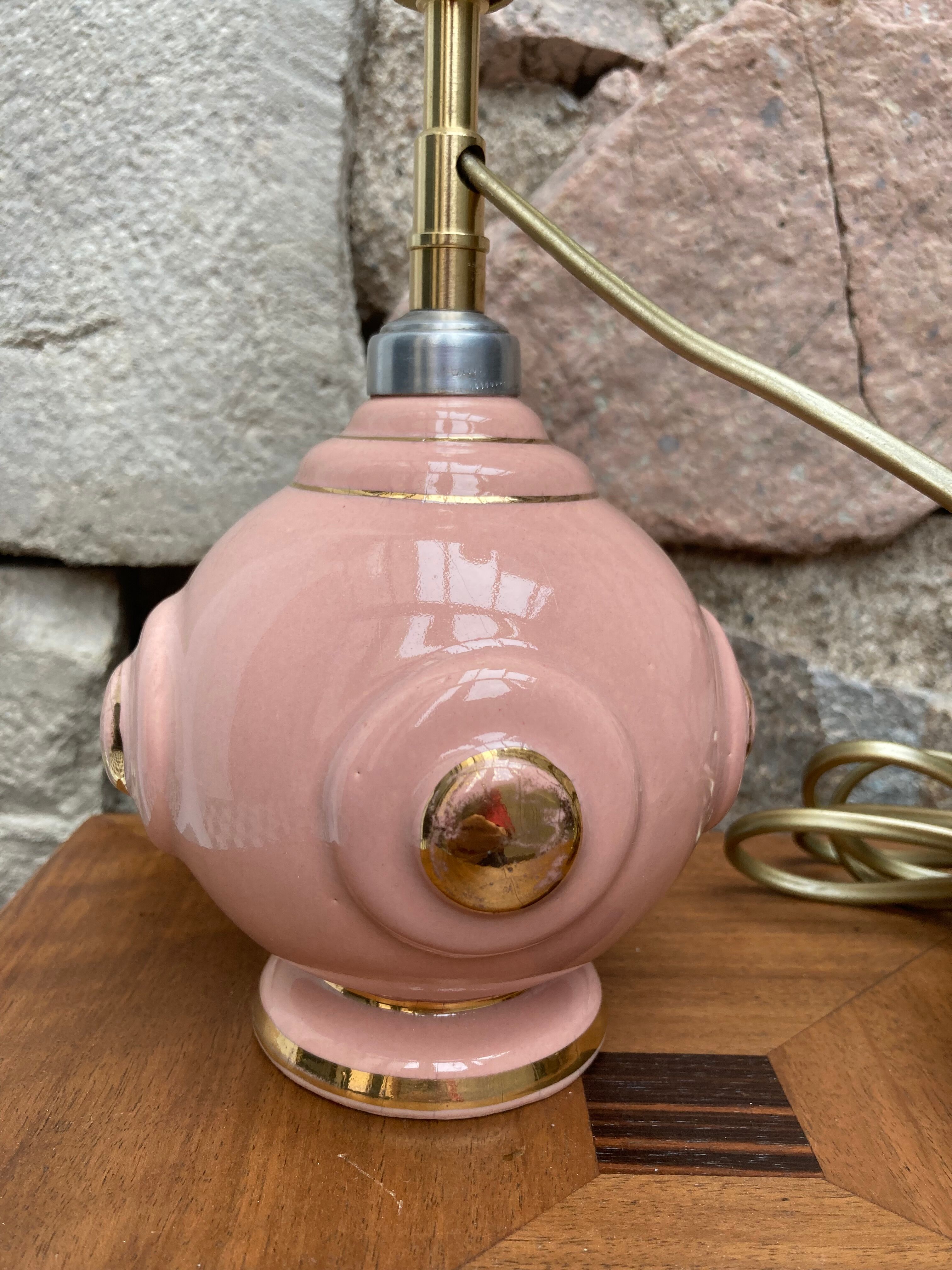 Foot of pink ceramic lamp 50s