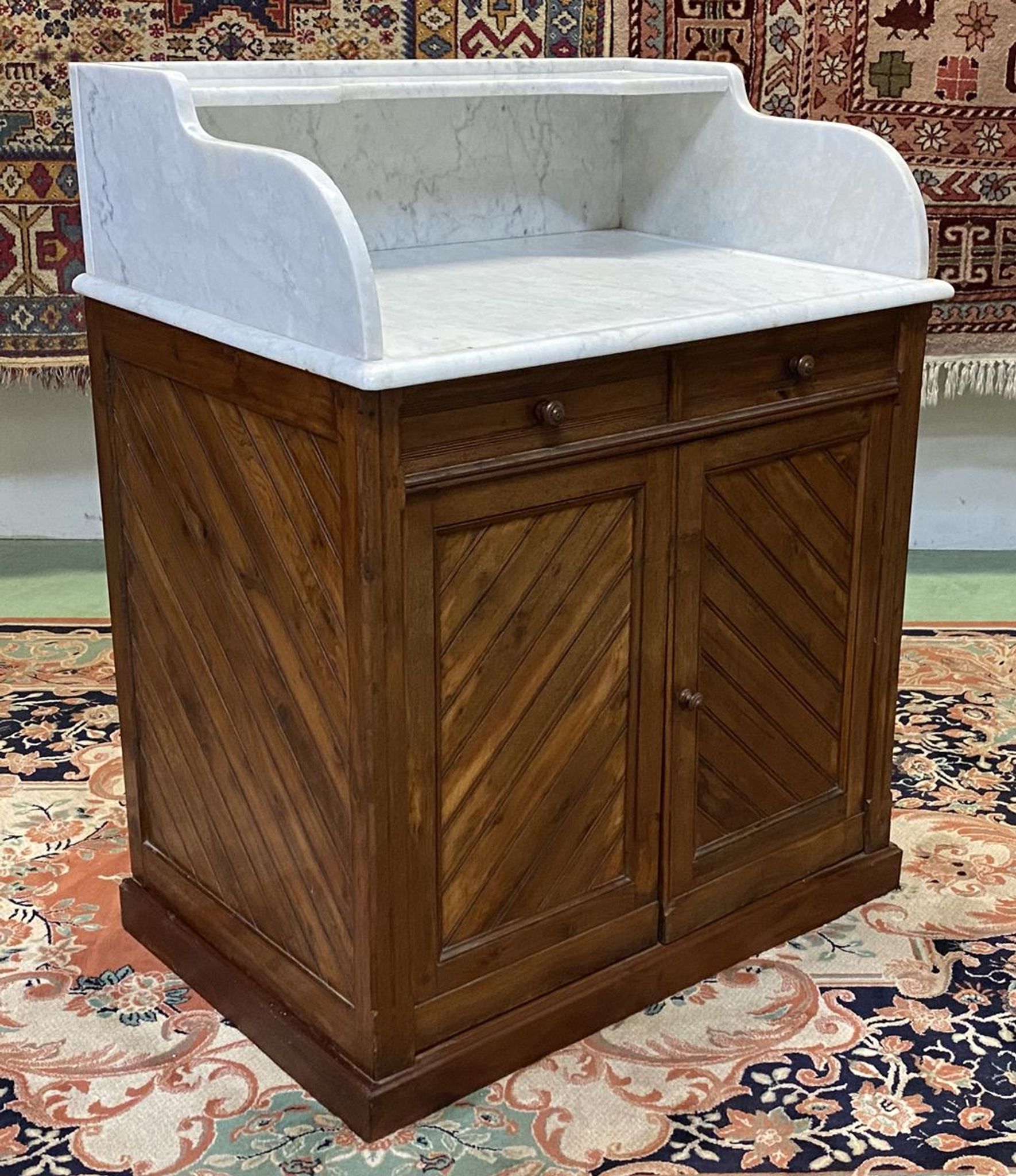 Toilet furniture in pitch pine and marble top - 30s