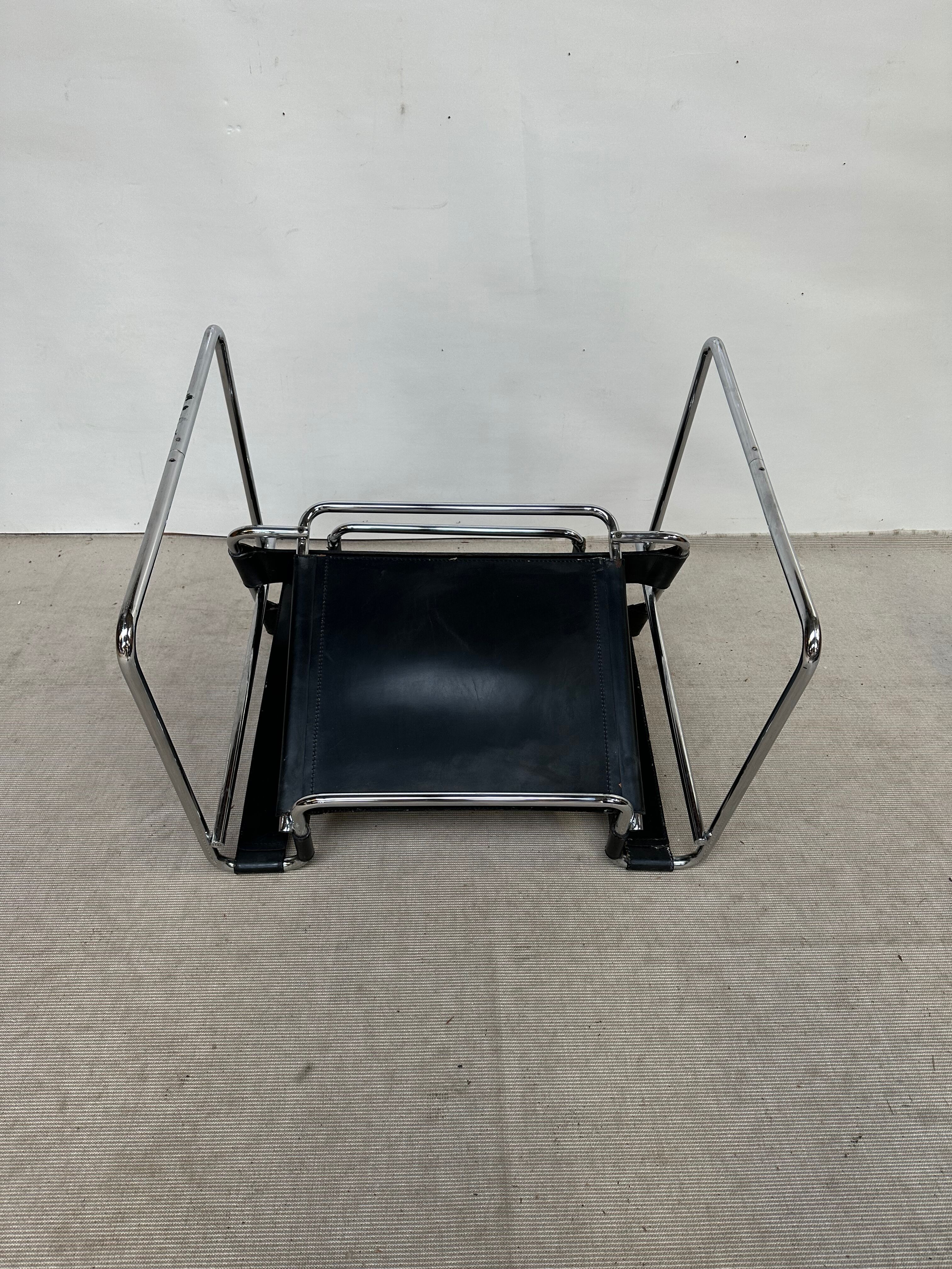 Knoll Wassily B3 chair Marcel Breuer