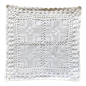 Housse de coussin en crochet