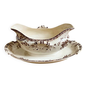 Saucière ancienne