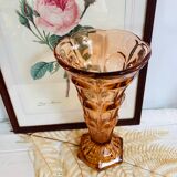 Pink vase 30s