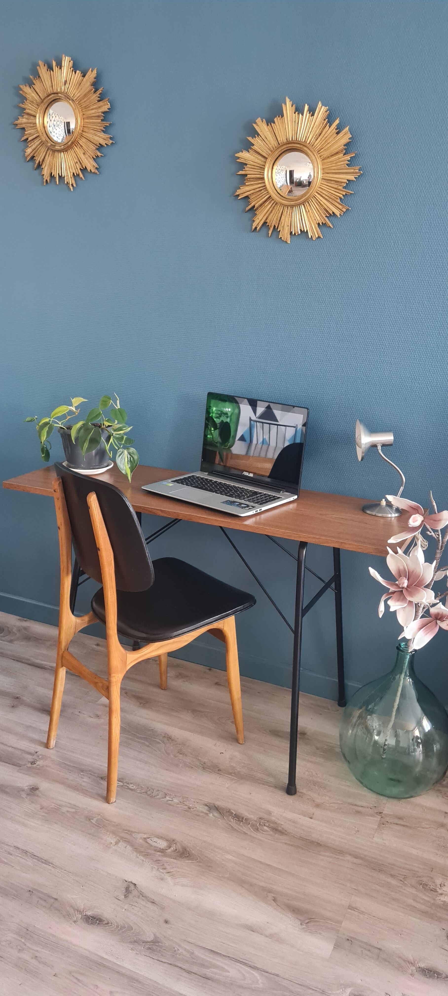 La console bureau table vintage aux pieds effei