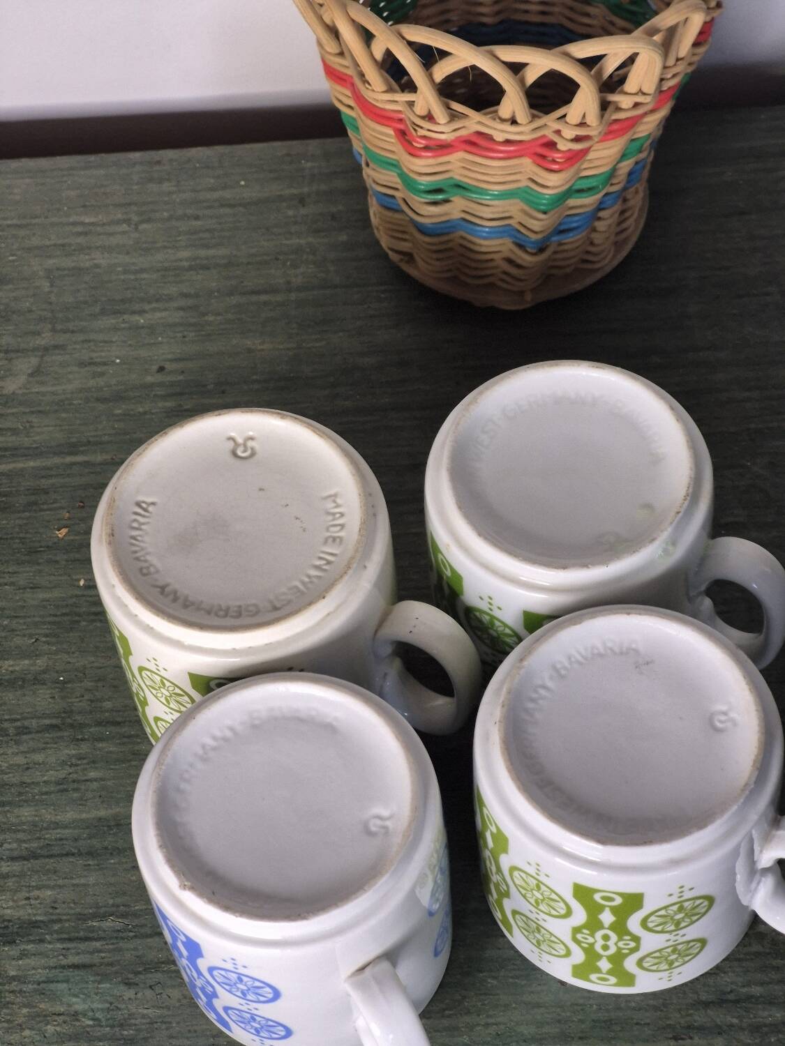 70s mug cups