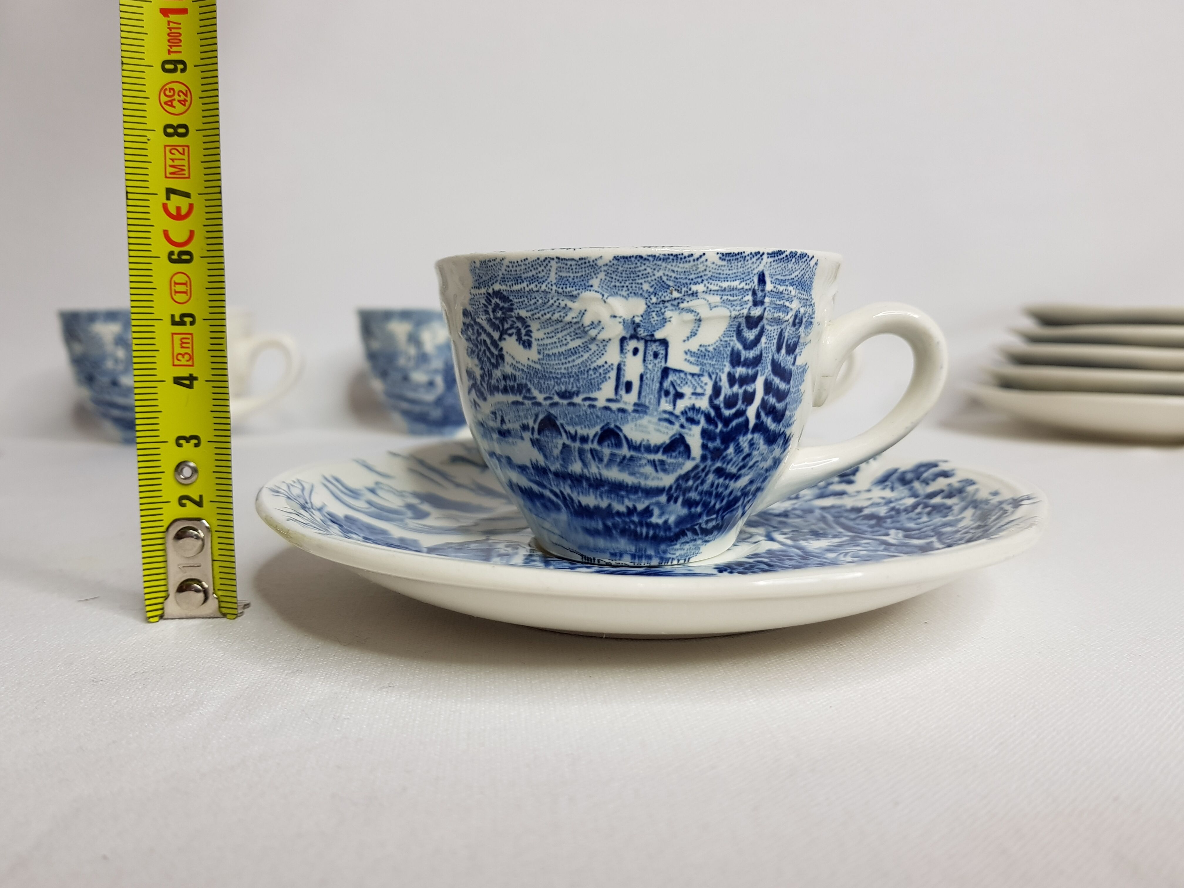 Tea set 6 cups and undercups Earthen Gien Wedgwood earthenware