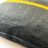 Linen cushion