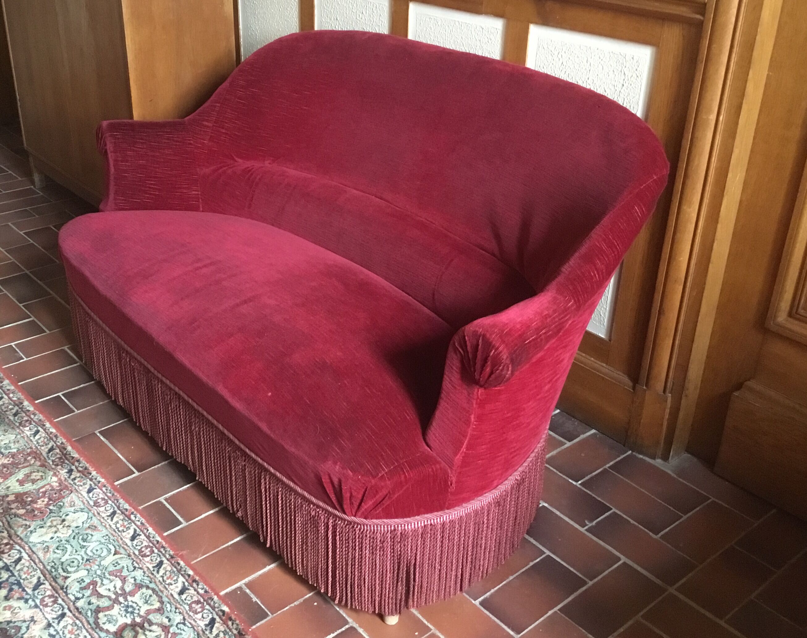 Toad red velvet sofa