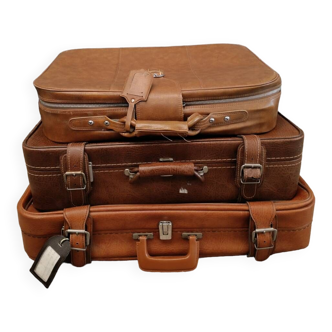 Lot of vintage leather suitcases